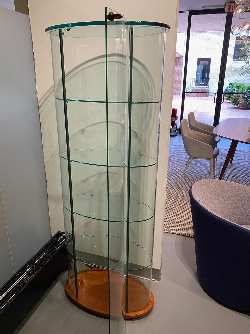 Fiam Glass Showcase Designed by Vittorio Livi In Excellent Condition In New York, NY