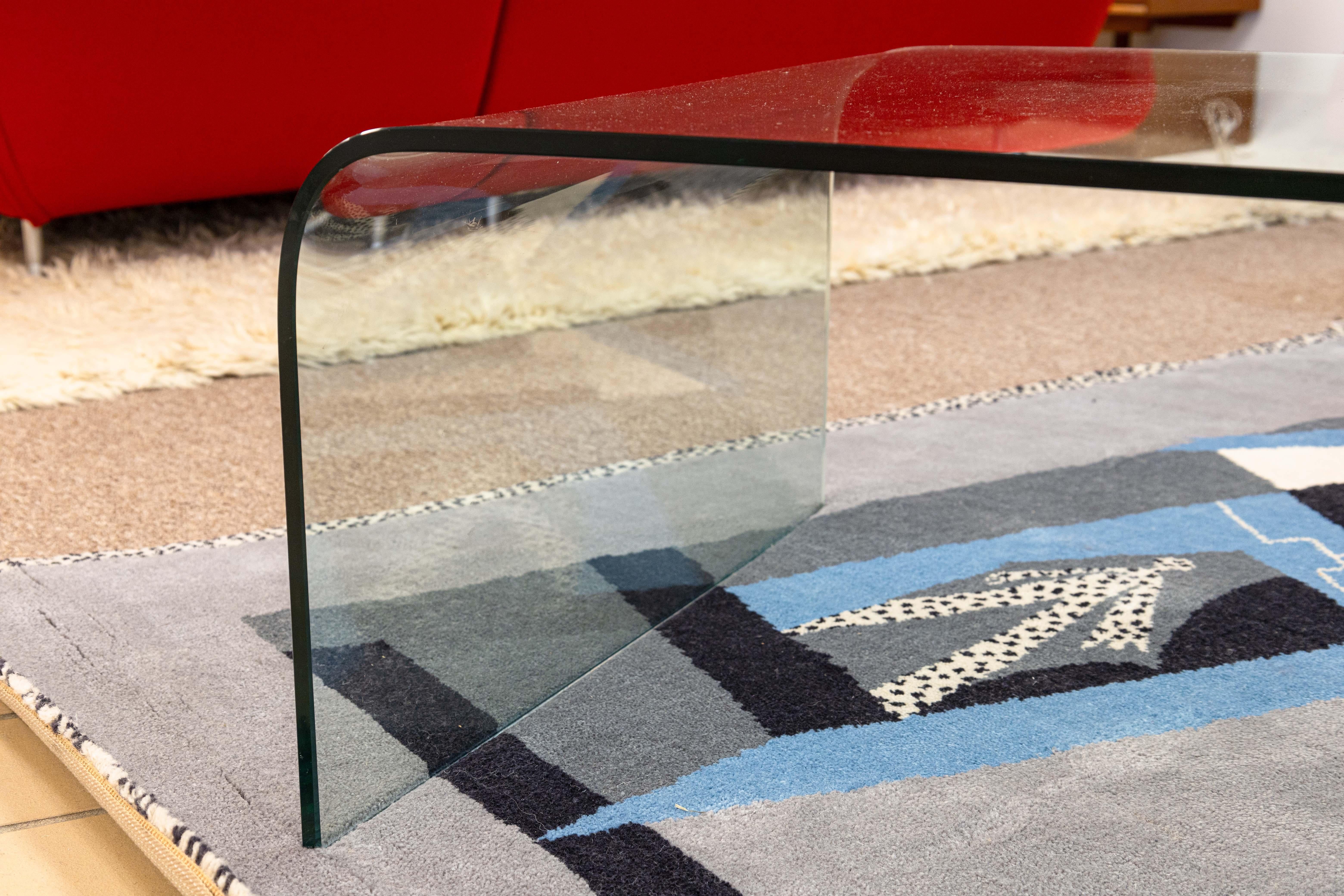 Fiam Italia 1980s Glass Waterfall Cocktail Coffee Table with Black Sphere Base 2