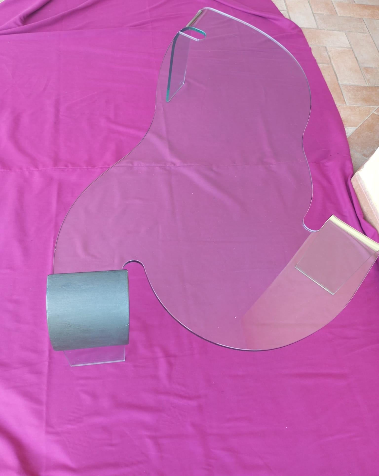 FIAM Italia tavolino scultoreo in vetro curvato, anni '80 en venta 4
