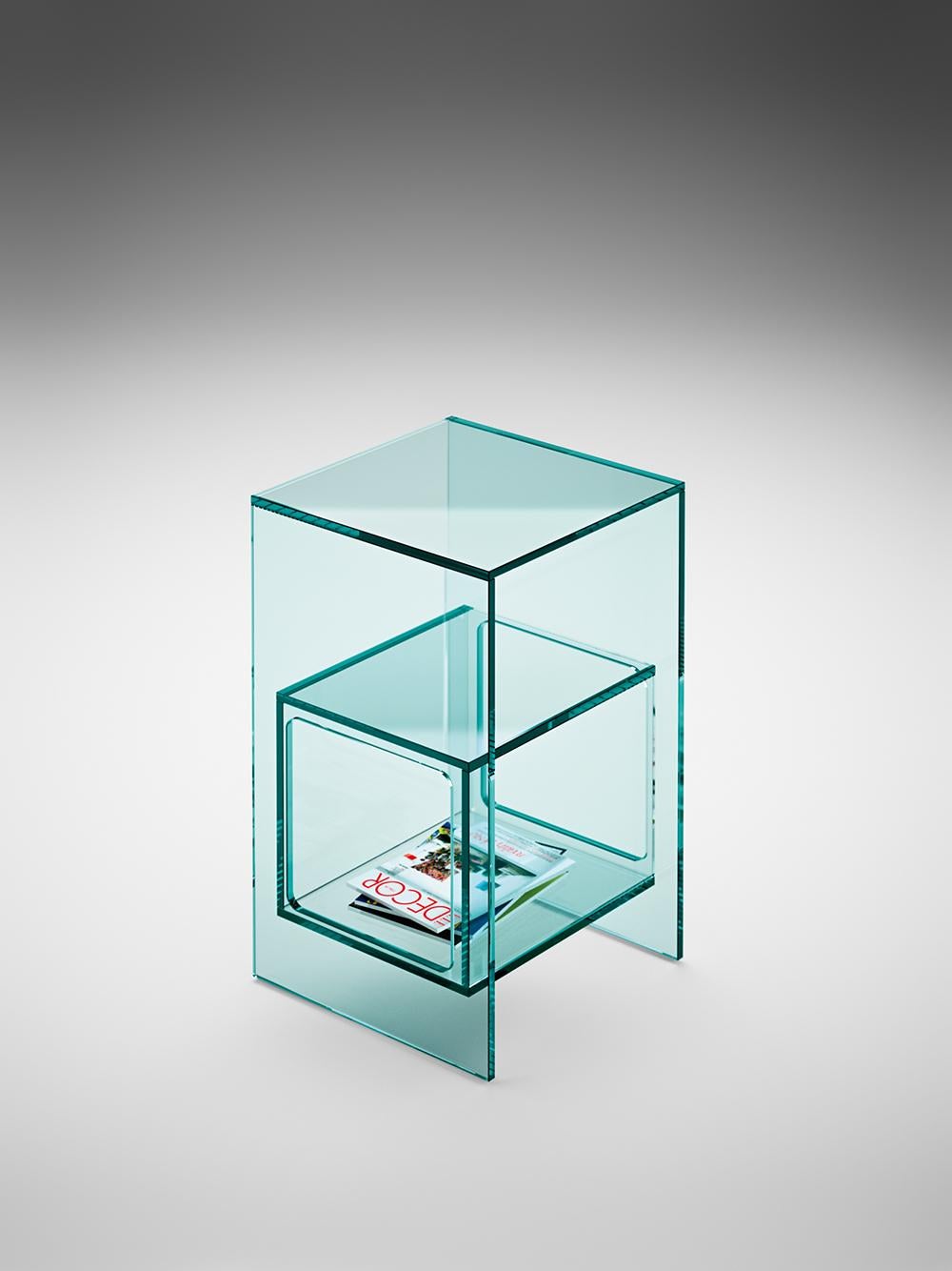 Fiam Magique MQ/32GN Coffee Table in Smoke Grey Glass with Cube, by Studio Klass In New Condition For Sale In New York, NY