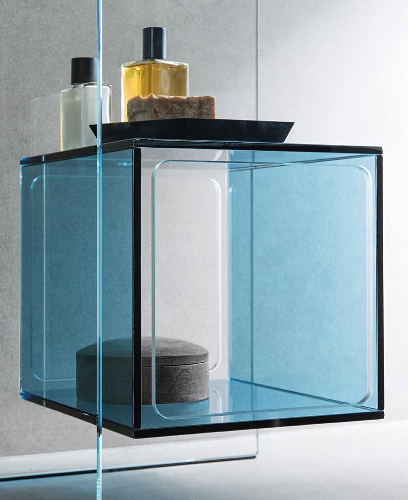 Fiam Magique MQ/32XBL Coffee Table in Glass with Blue Cube, by Studio Klass For Sale 1