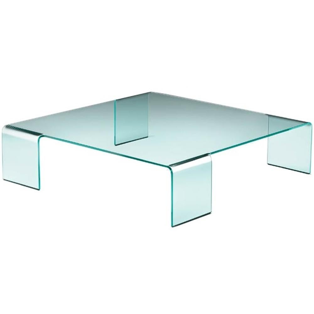 Monolithic coffee table in 12 mm-thick curved glass.
 