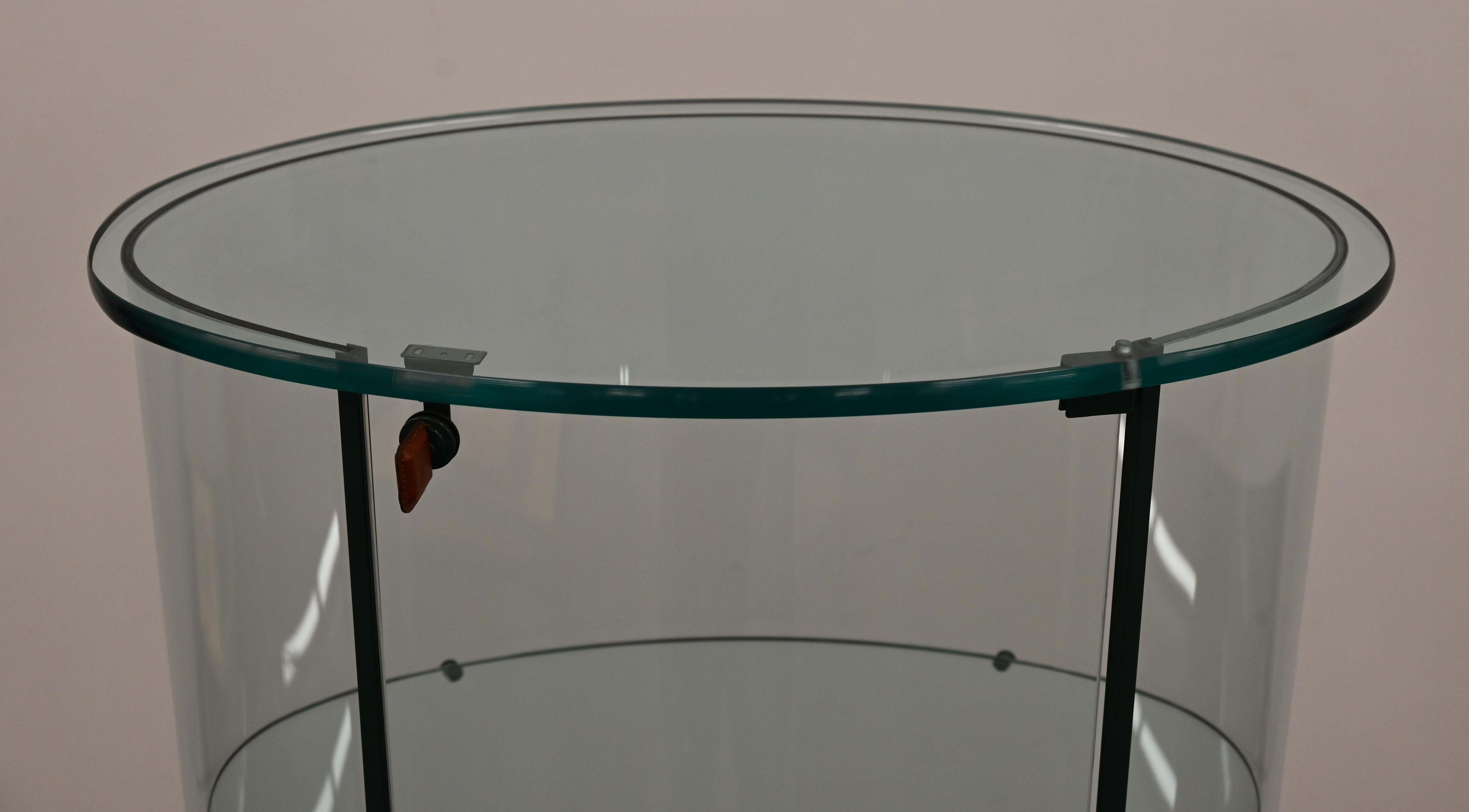 FIAM Palladio-Vitrinenschrank mit geschwungenem Glas, 1980er Jahre 4