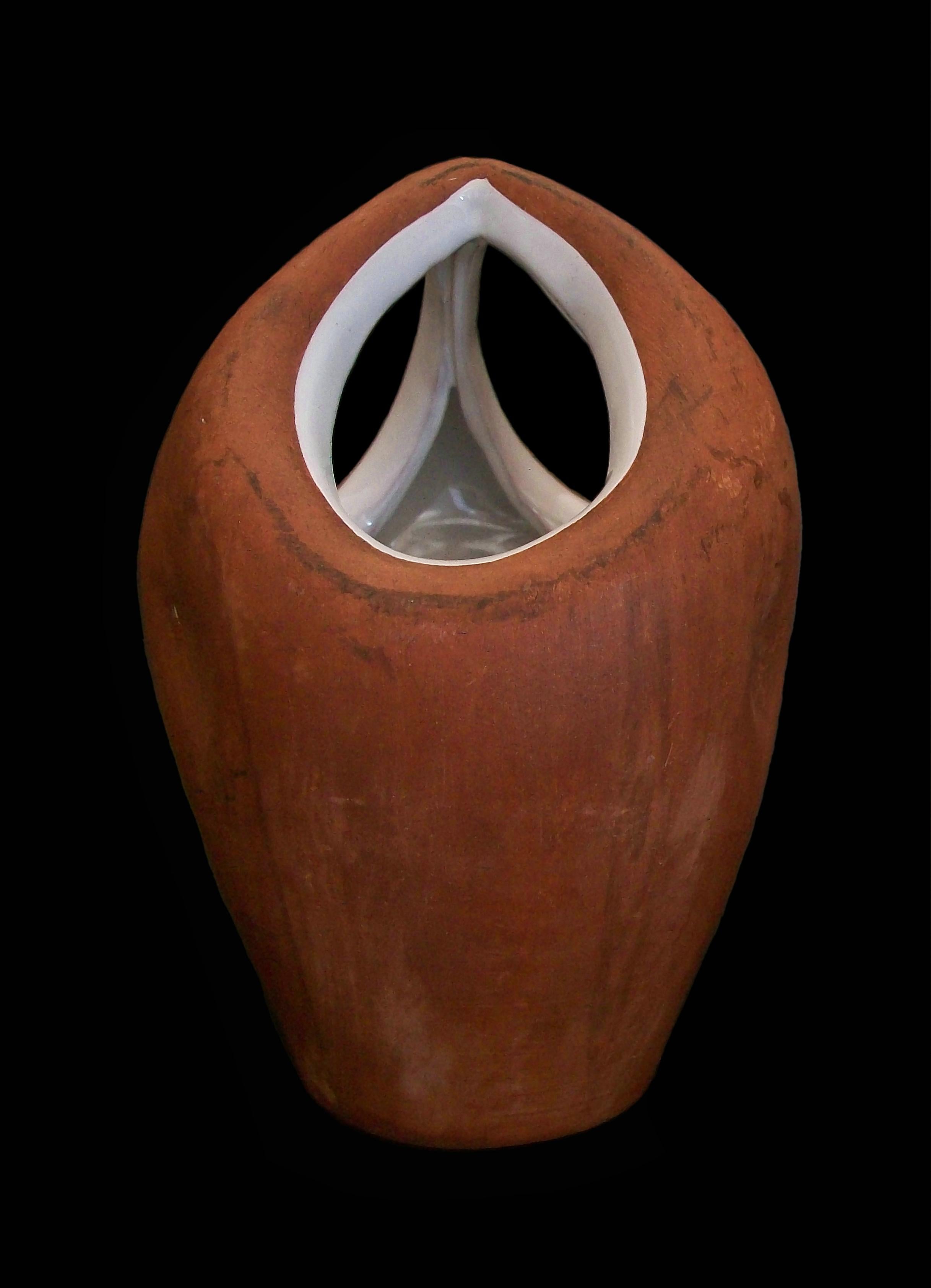 Glazed Fiamma Roma, Ferruccio Palazi, 'Faux Bois' Ceramic Vase, Italy, Circa 1950's For Sale
