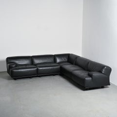 Fiandra modular black leather sofa, Vico Magistretti, Cassina, circa 1980