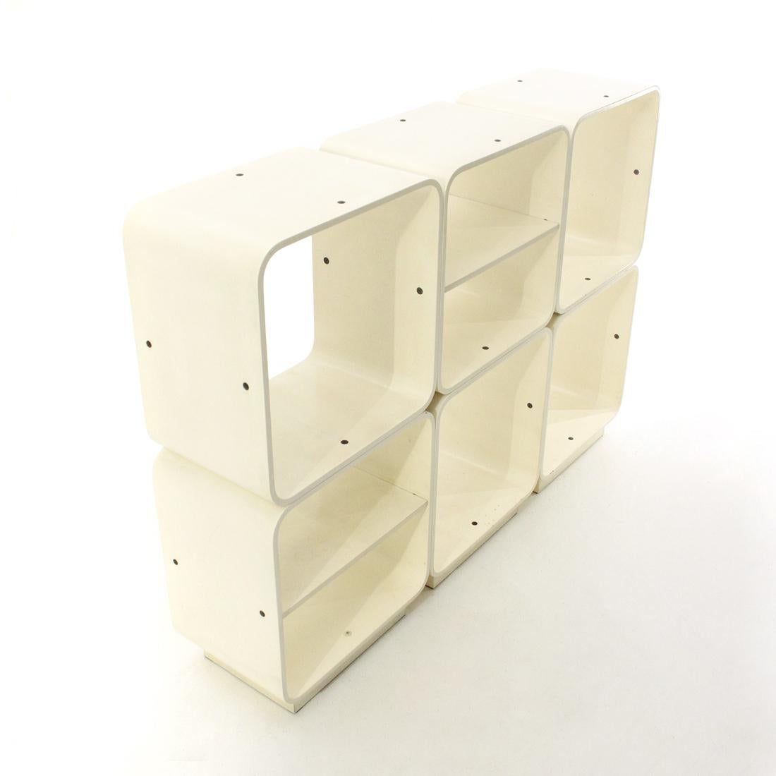 Fiarm White Lacquered Modular Bookcase, 1960s In Good Condition In Savona, IT