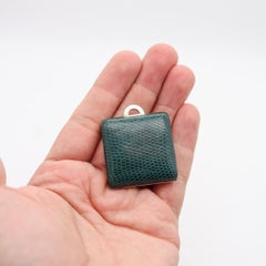 Fiat Watch Co. 1950 Schweizer Reise-Anhänger-Uhr aus Nickel, Silber und grünem Leder