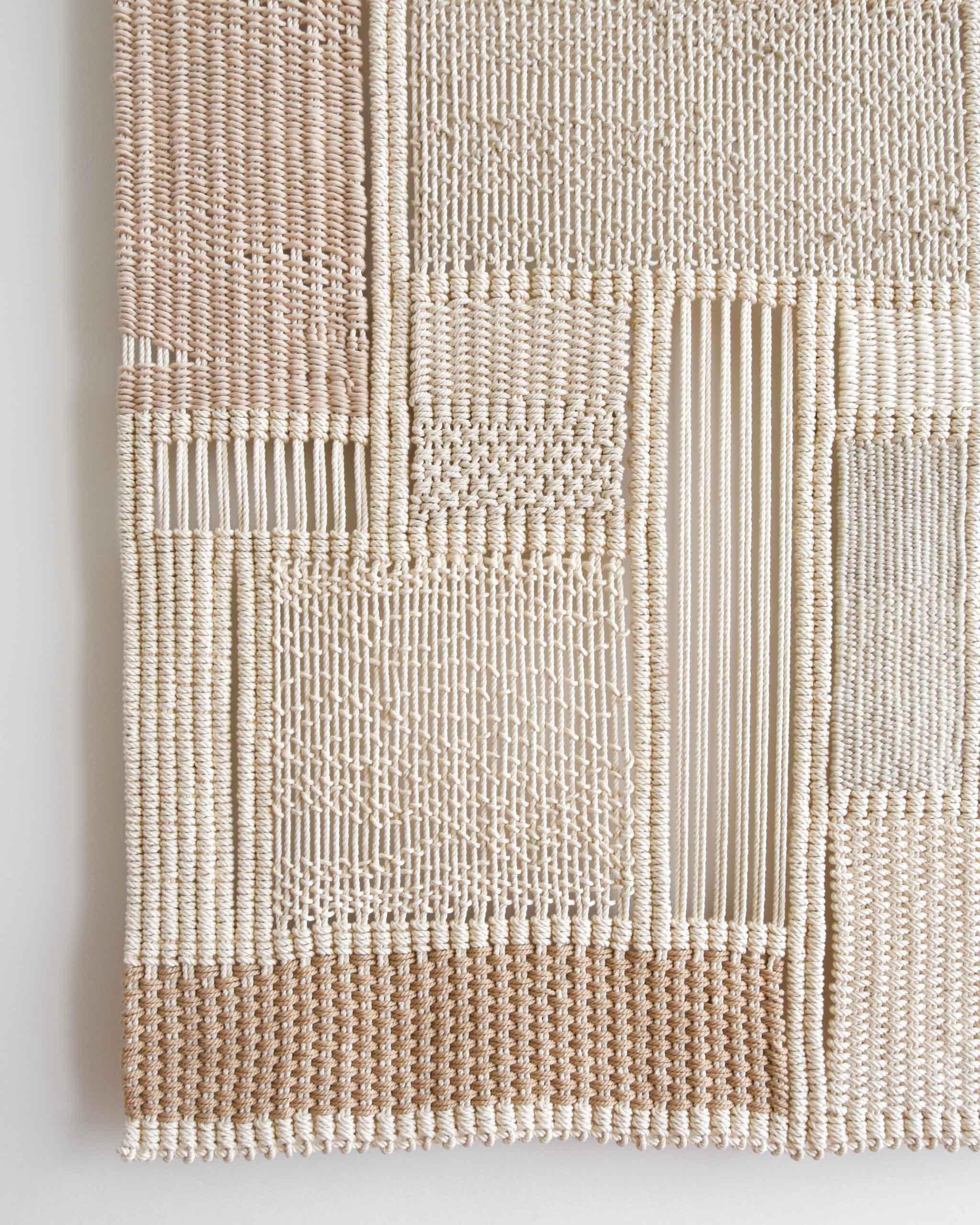 Wandteppich aus Faserkunst, Macrame/Wandbehang, gewebt, VITRUM 82 von TAMAR SAMPLONIUS (Baumwolle) im Angebot