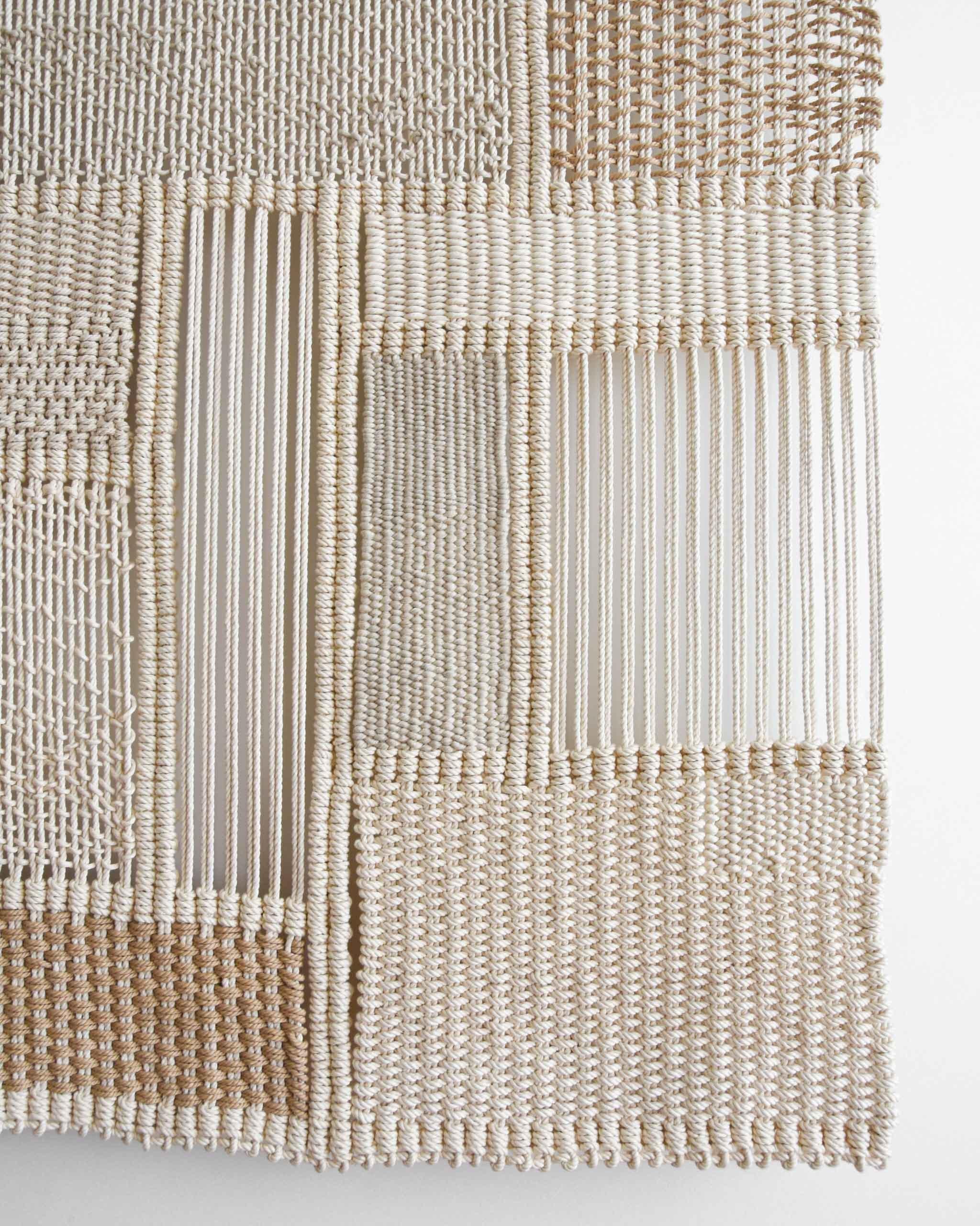 Wandteppich aus Faserkunst, Macrame/Wandbehang, gewebt, VITRUM 82 von TAMAR SAMPLONIUS im Angebot 1