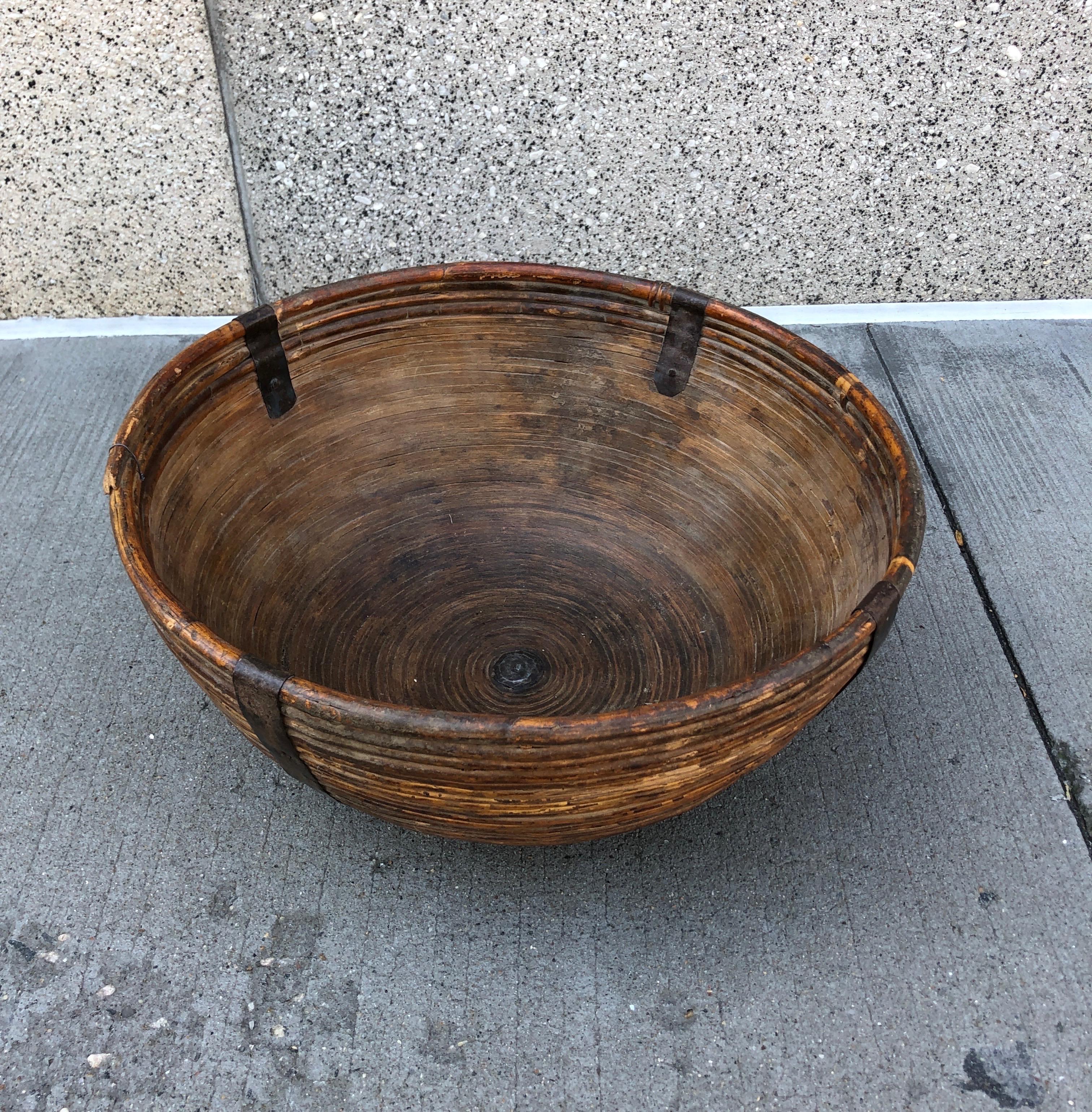 Fiber/Wood Bowl with Metal Supports 5