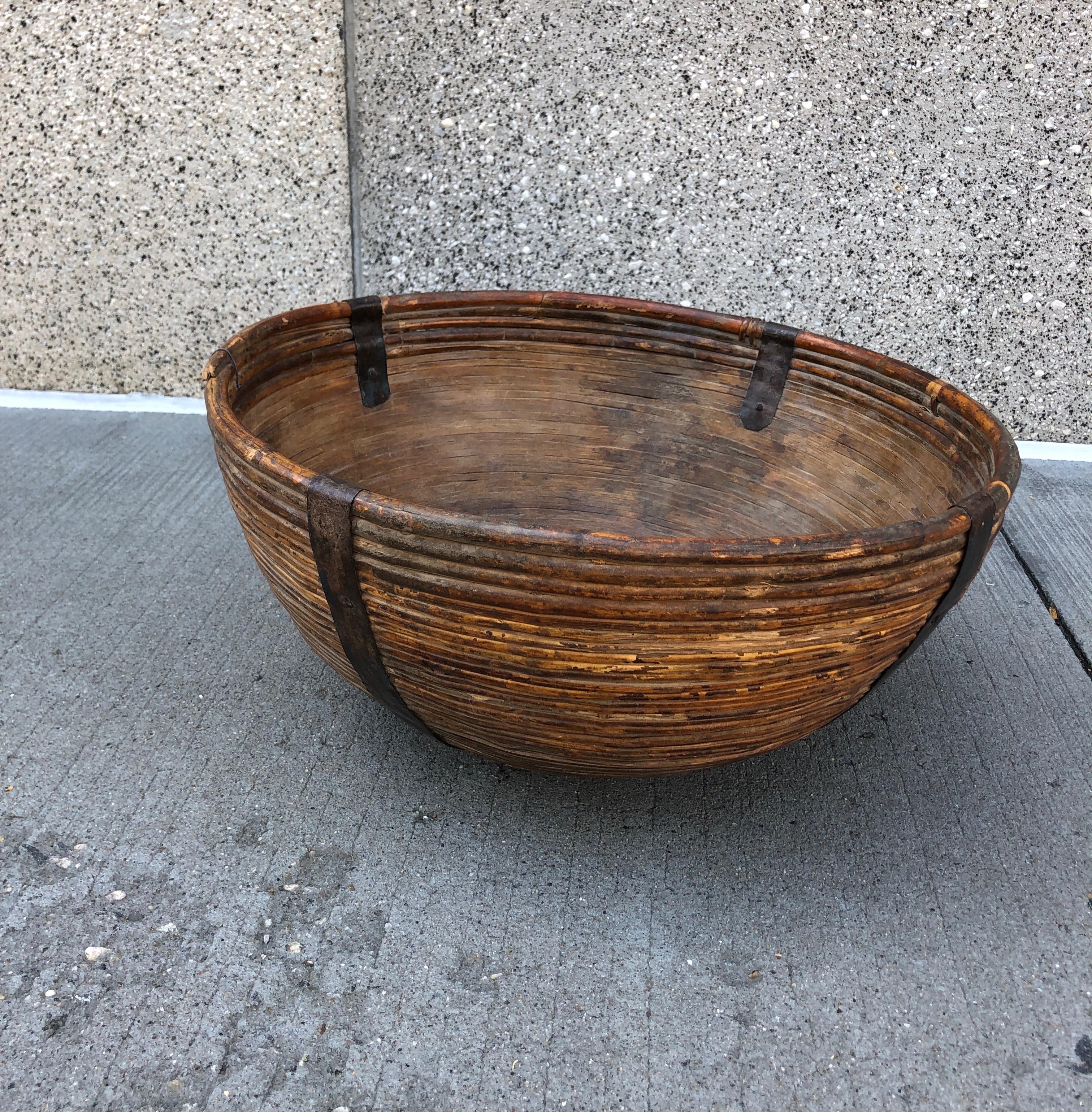 Fiber/Wood Bowl with Metal Supports 6