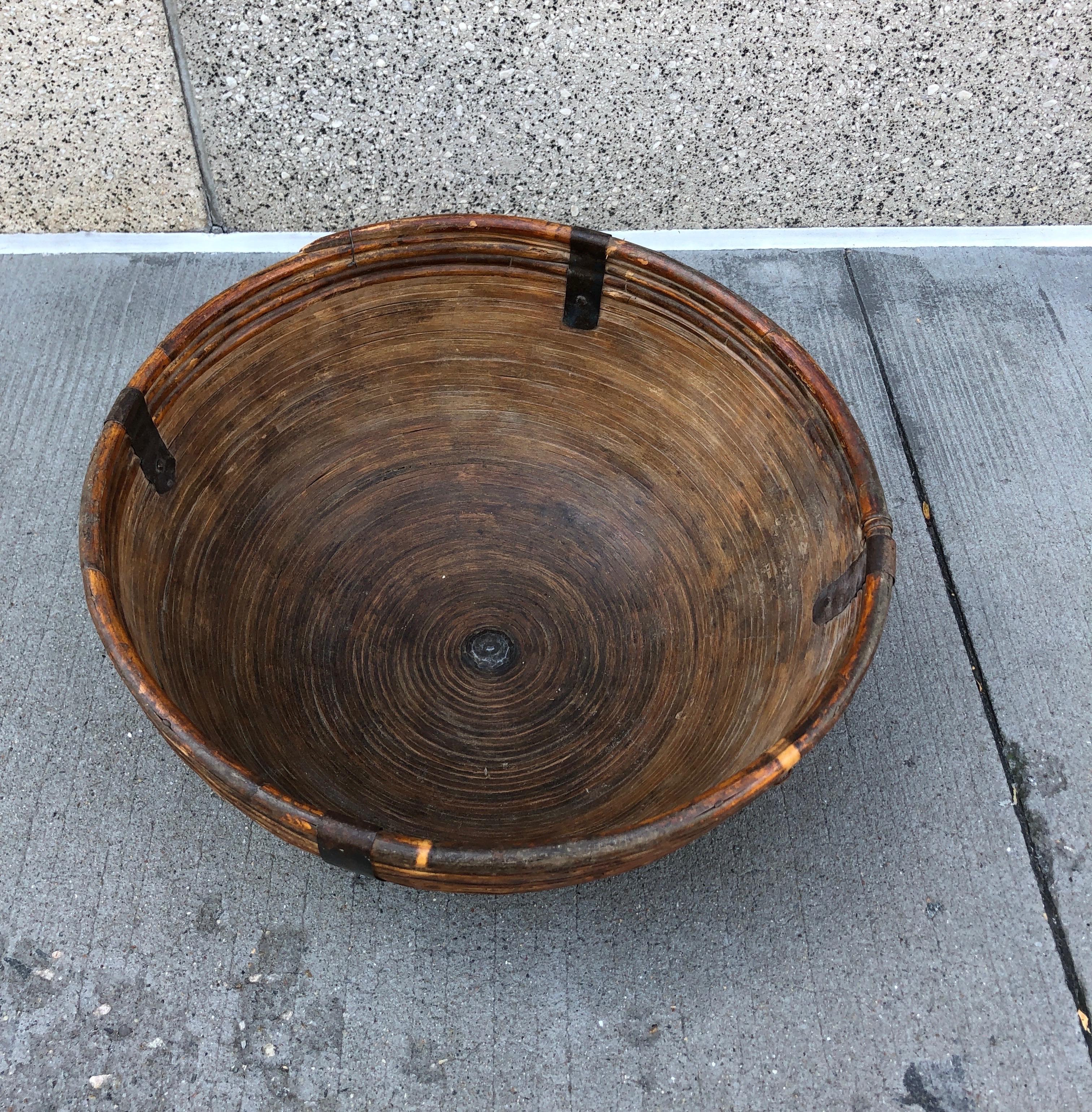 Fiber/Wood Bowl with Metal Supports 1