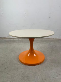 Fiberglass and plastic coffee table, space age style, 1970s