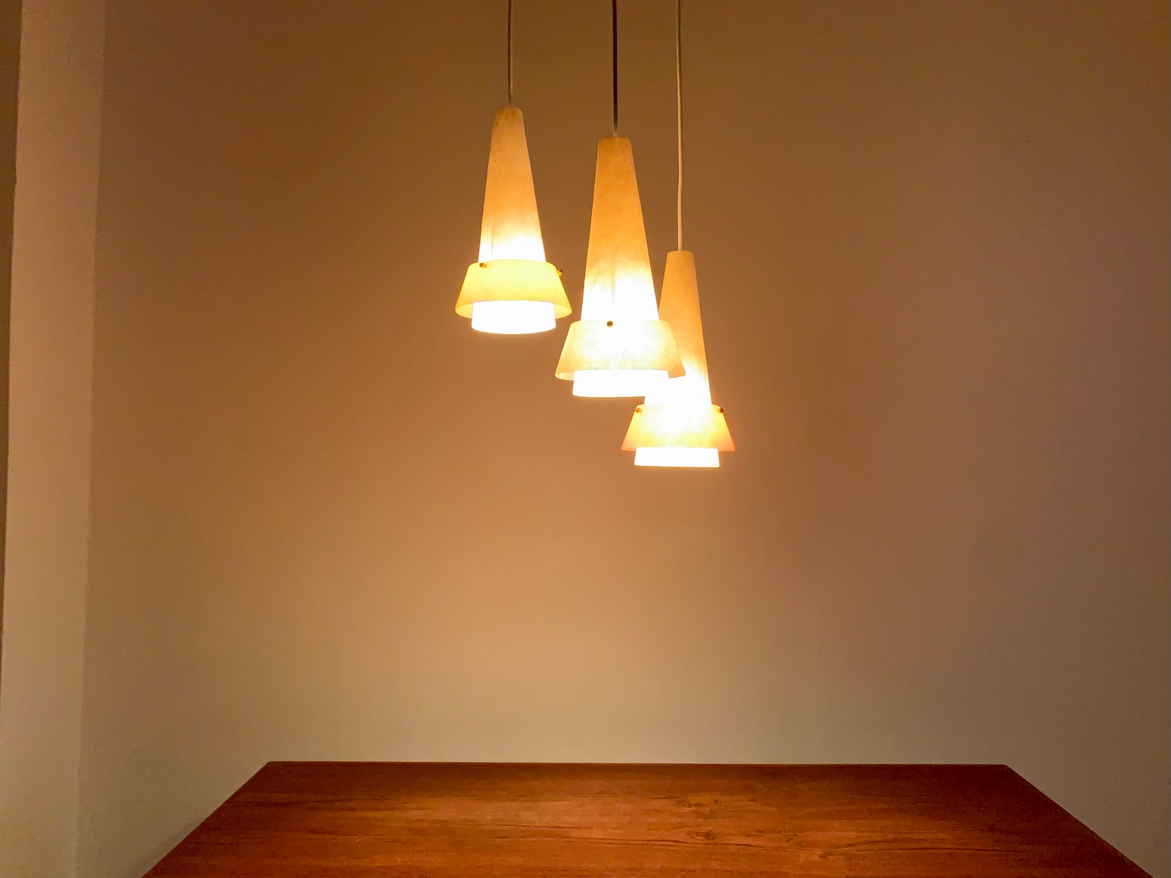 Fiberglass Cascading Lamp For Sale 3