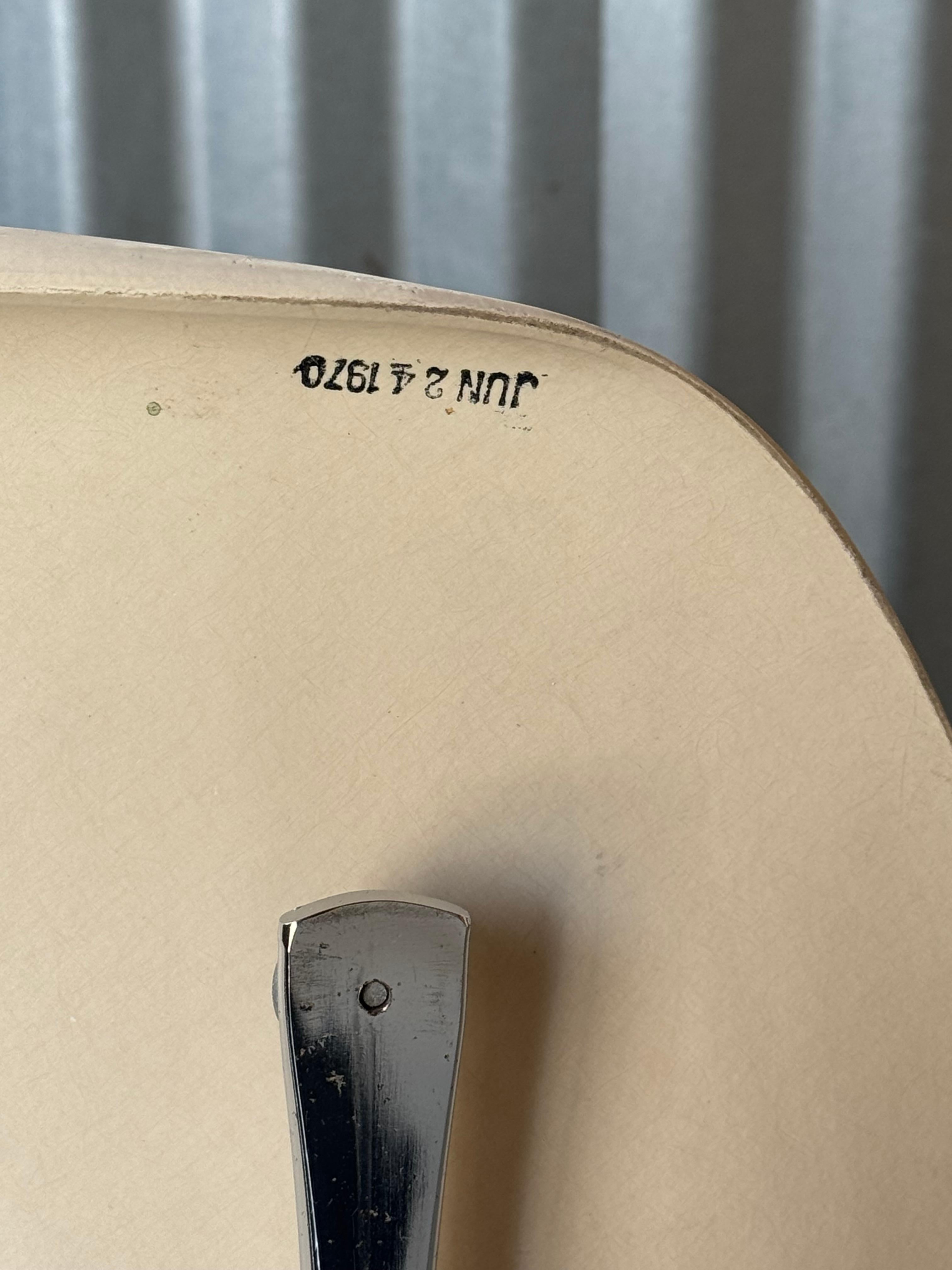 Fiberglas & Chrom Gideon Kramer 