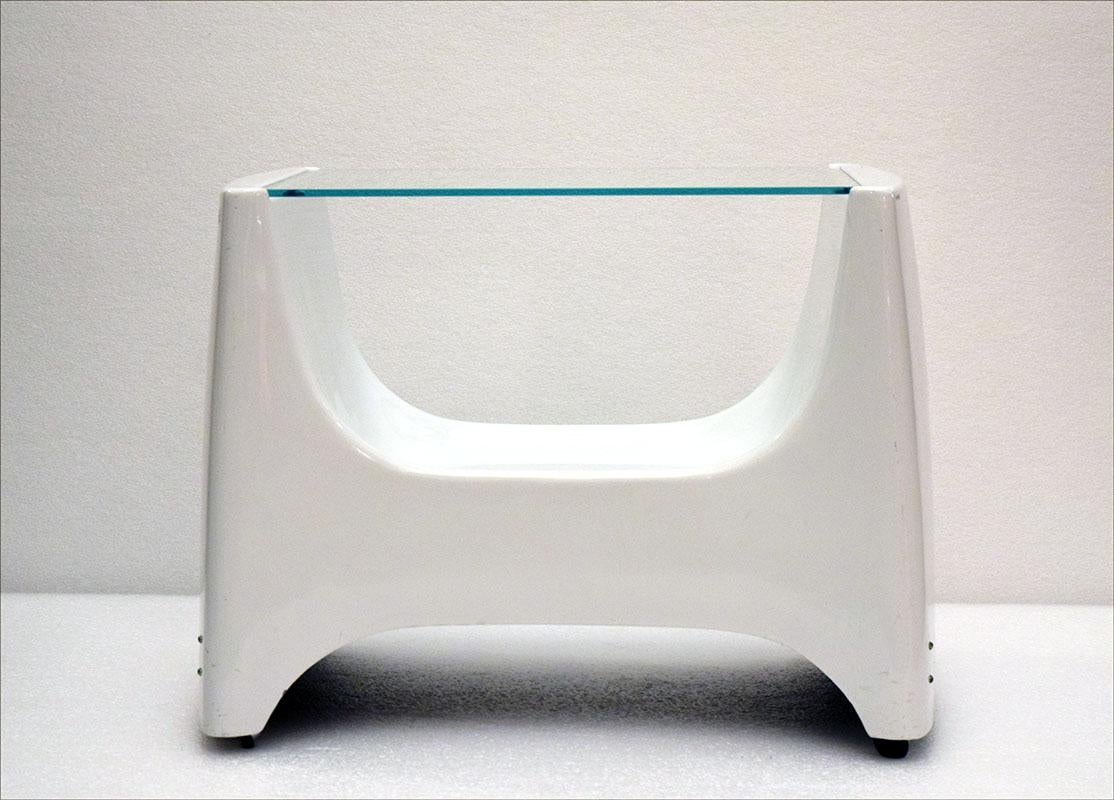 Space Age Fiberglass Coffee Table Manufactured by Brionvega, 1970s
