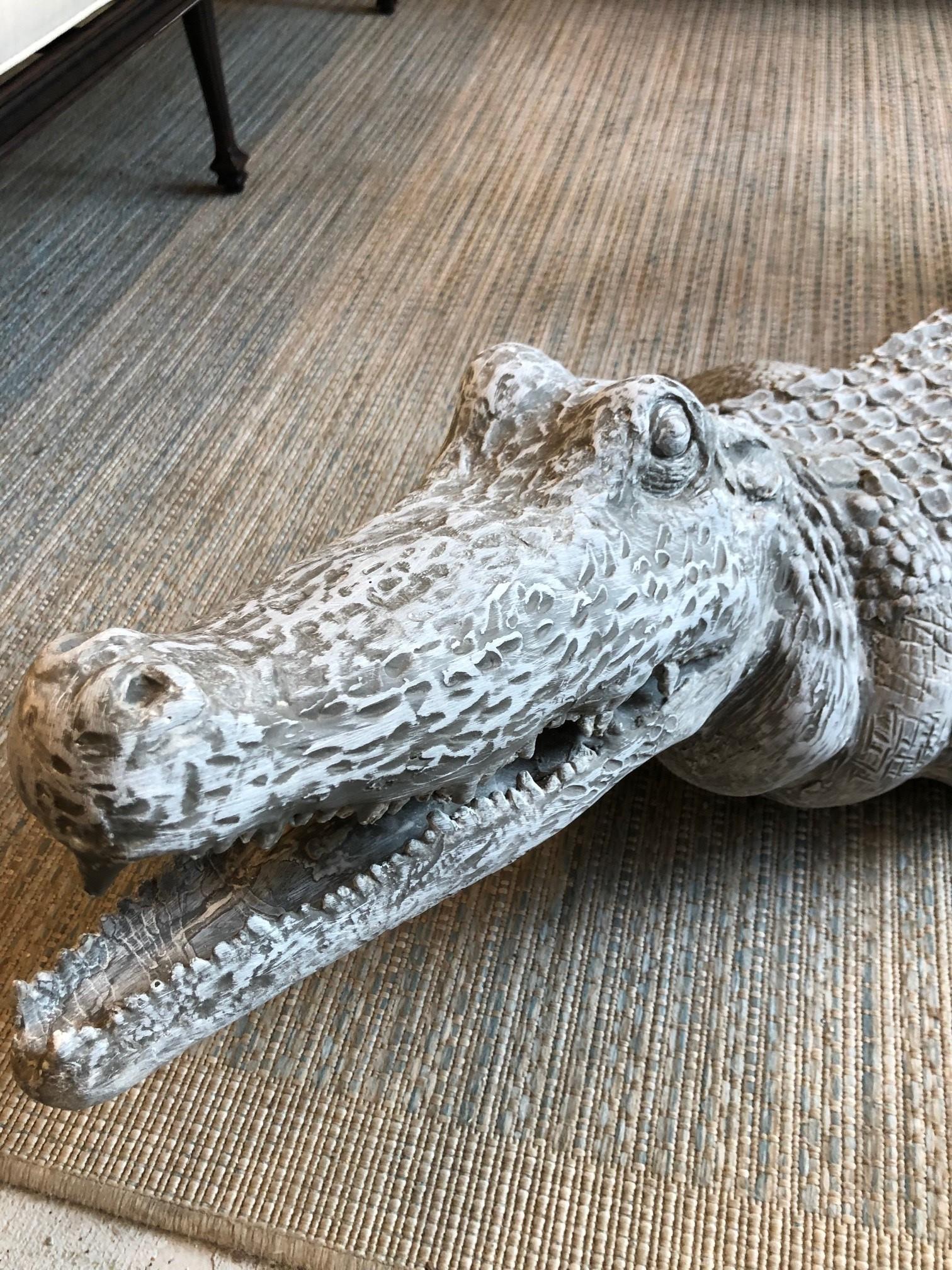 Alligator aus Fiberglas  (Gegossen) im Angebot