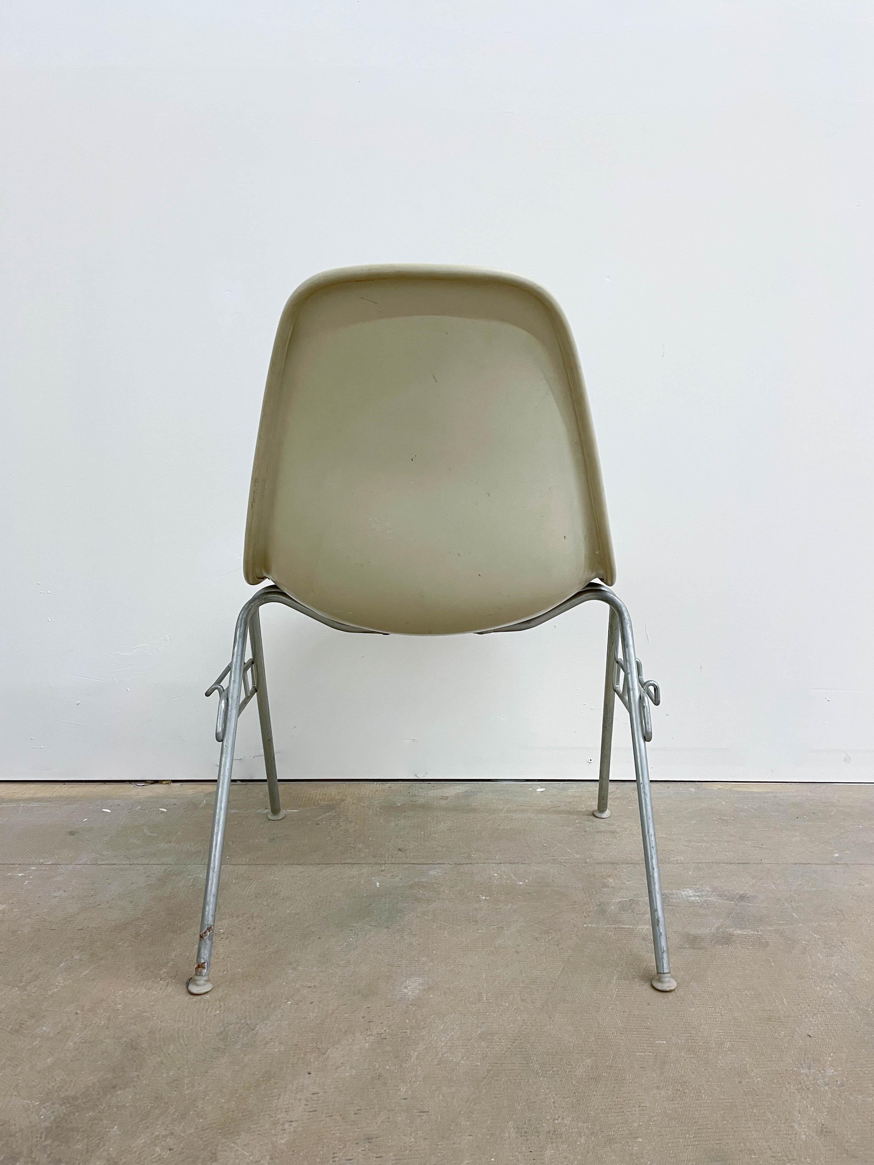 American Fiberglass Eames DSX Chair