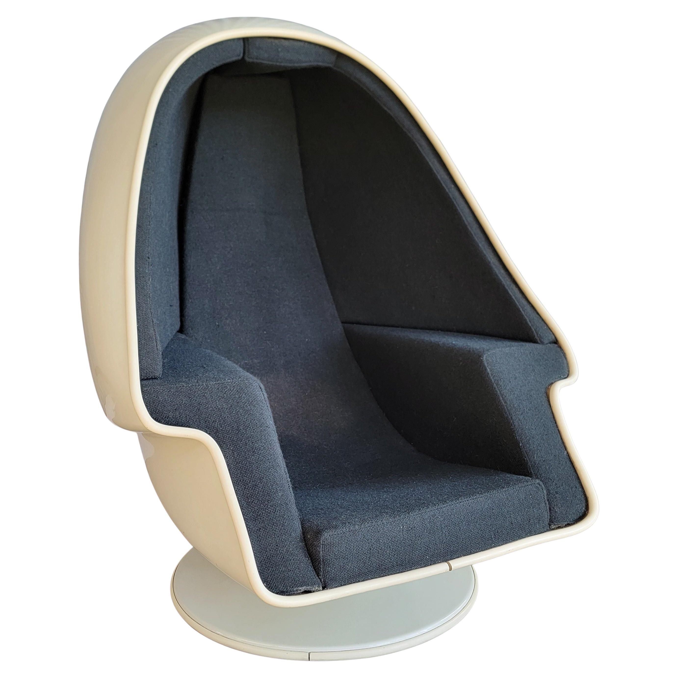 Silla Futurista Egg Lounge de la Era Espacial por Lee Company en venta