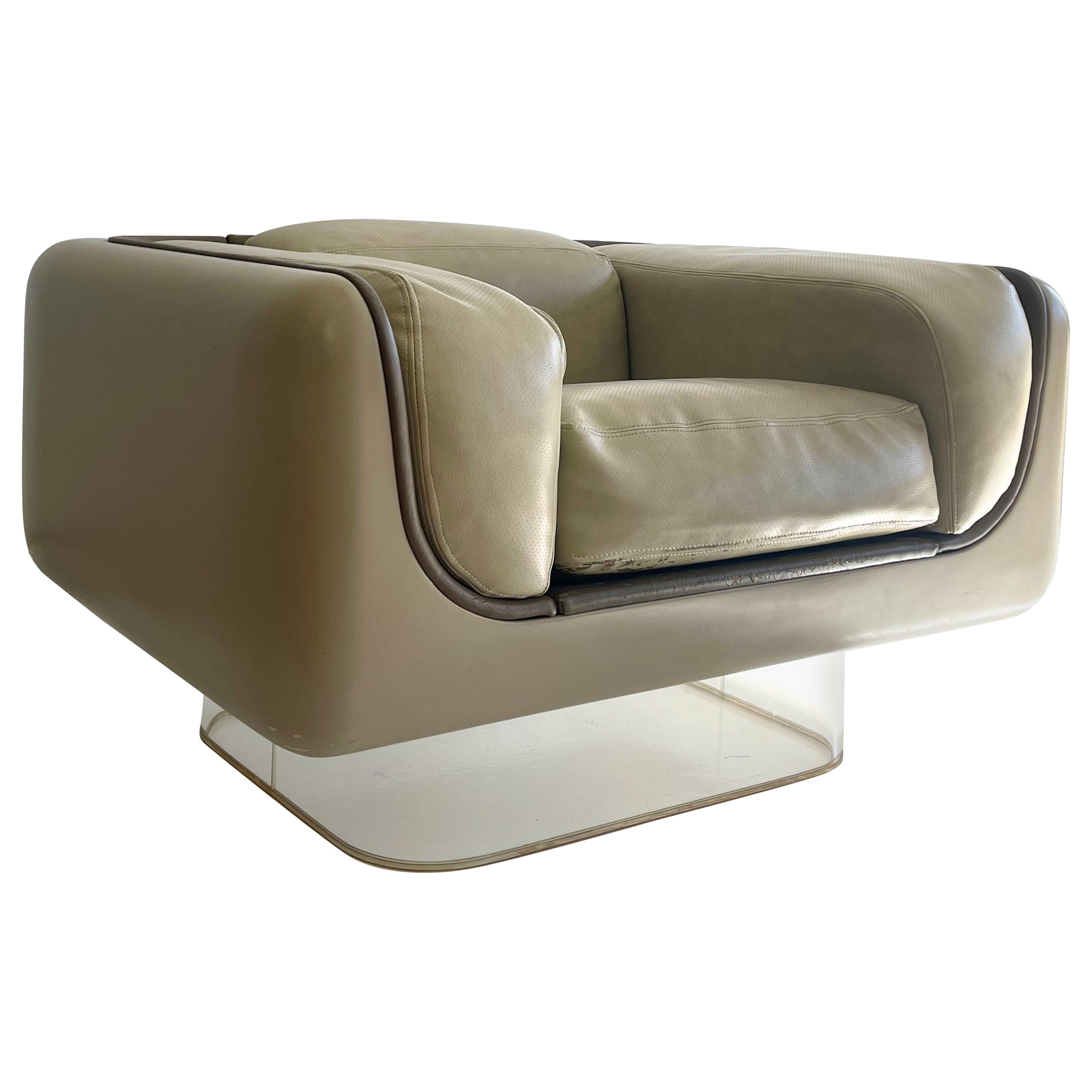 Fiberglass Lounge Chair, William Andrus for Steelcase, 1970s