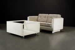 Fauteuil d'amour et table basse en fibre de verre de Magnus Olesen pour Durup, vers 1965, signé