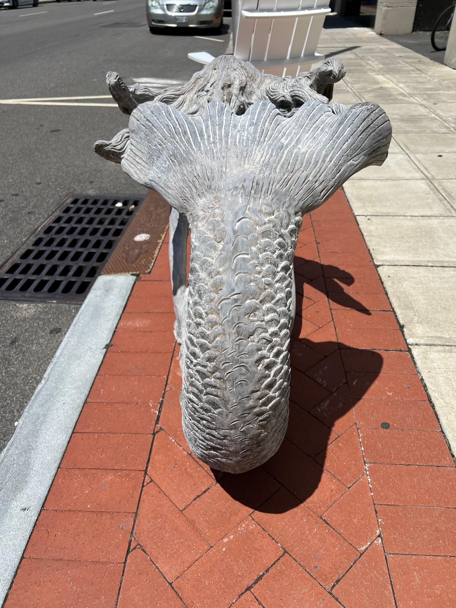 Statua di sirena in fibra di vetro o base da tavolo decorativa in vendita 5