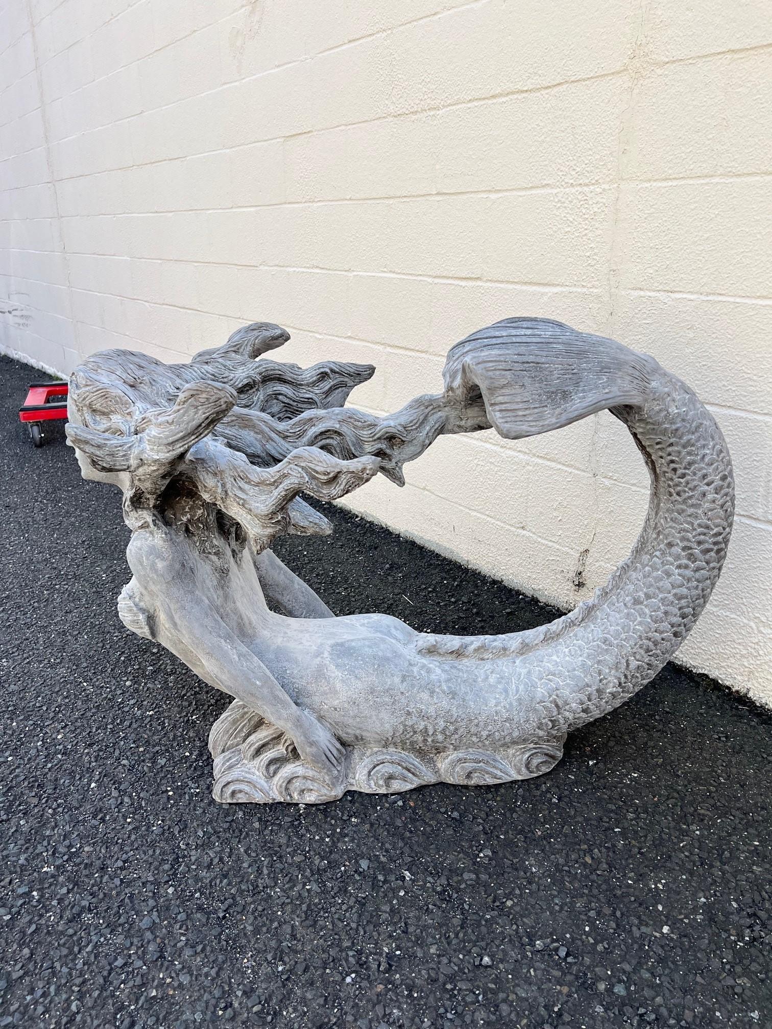 Statua di sirena in fibra di vetro o base da tavolo decorativa in vendita 9