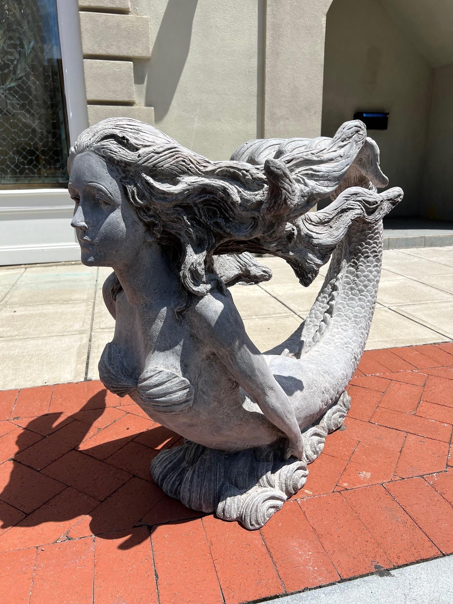 Americano Statua di sirena in fibra di vetro o base da tavolo decorativa in vendita