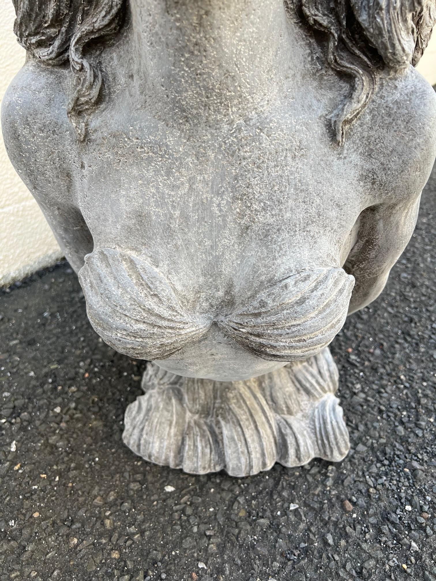 Statua di sirena in fibra di vetro o base da tavolo decorativa in vendita 1