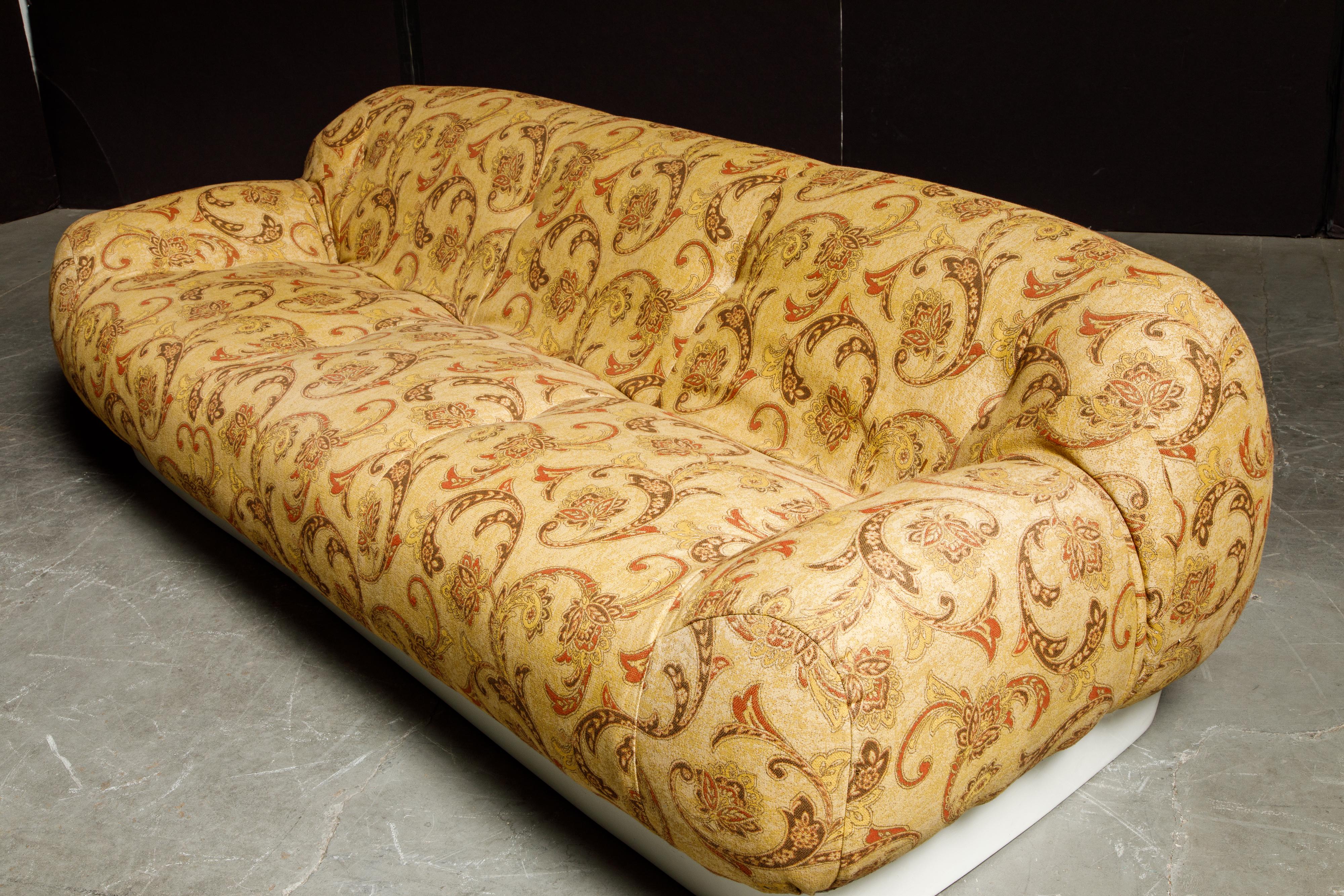 Fiberglass Sofa and Chairs Living Room Set by Percival Lafer, Brazil, c. 1970 5