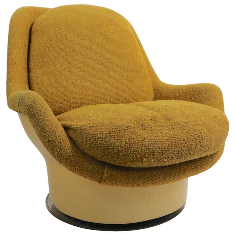 Fiberglass Upholstered Swivel Tilt Lounge Chair by Buaghman for Thayer Coggin For Sale