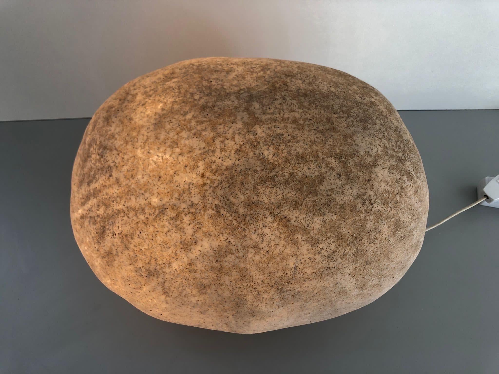 Lampe de bureau XXL en fibre de verre en forme de pierre par Falkenberg, années 1980, Allemagne en vente 1