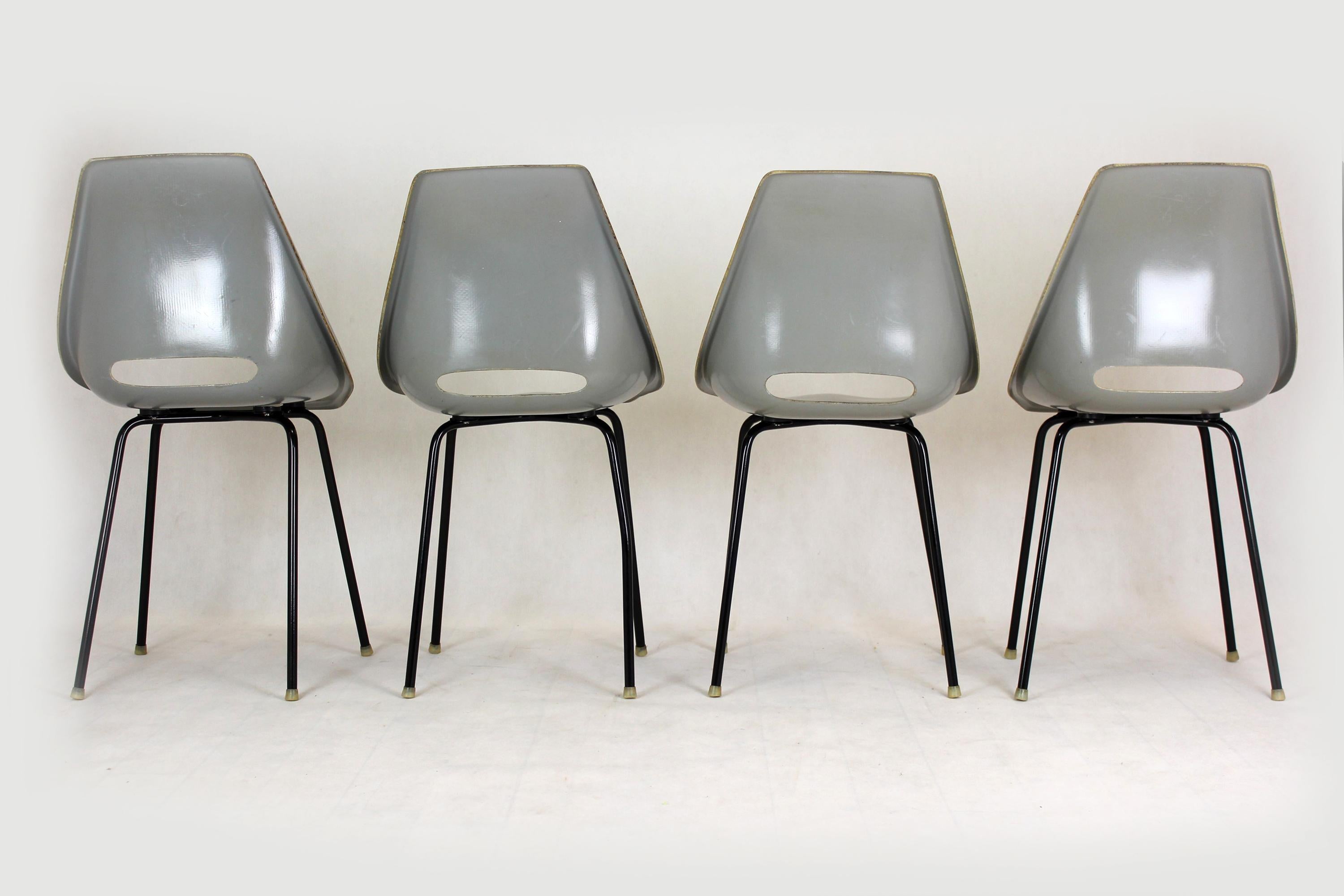 Fibreglass Chairs by Miroslav Navratil for Vertex, 1960s, Set of 4 For Sale 8