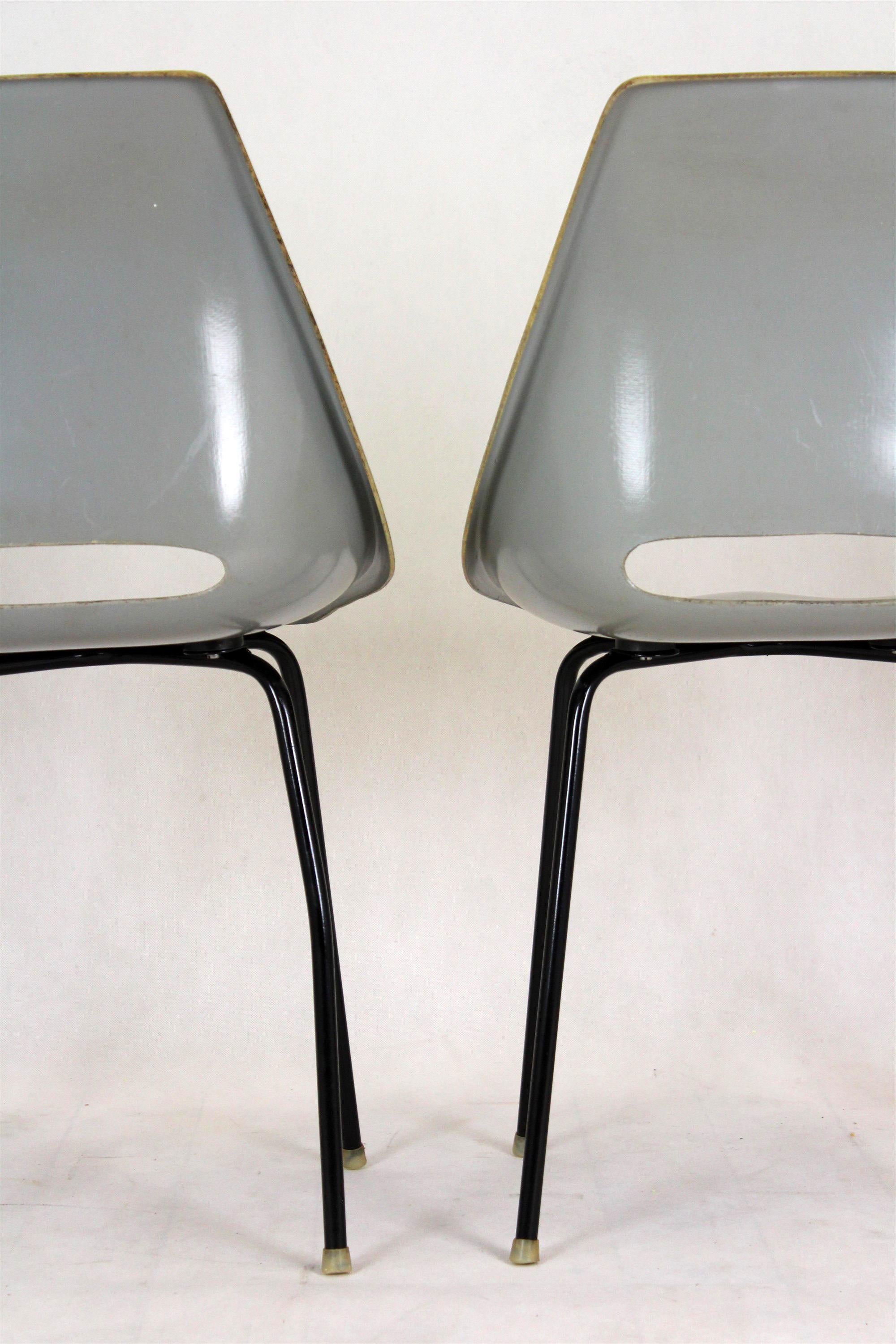 Fibreglass Chairs by Miroslav Navratil for Vertex, 1960s, Set of 4 For Sale 9