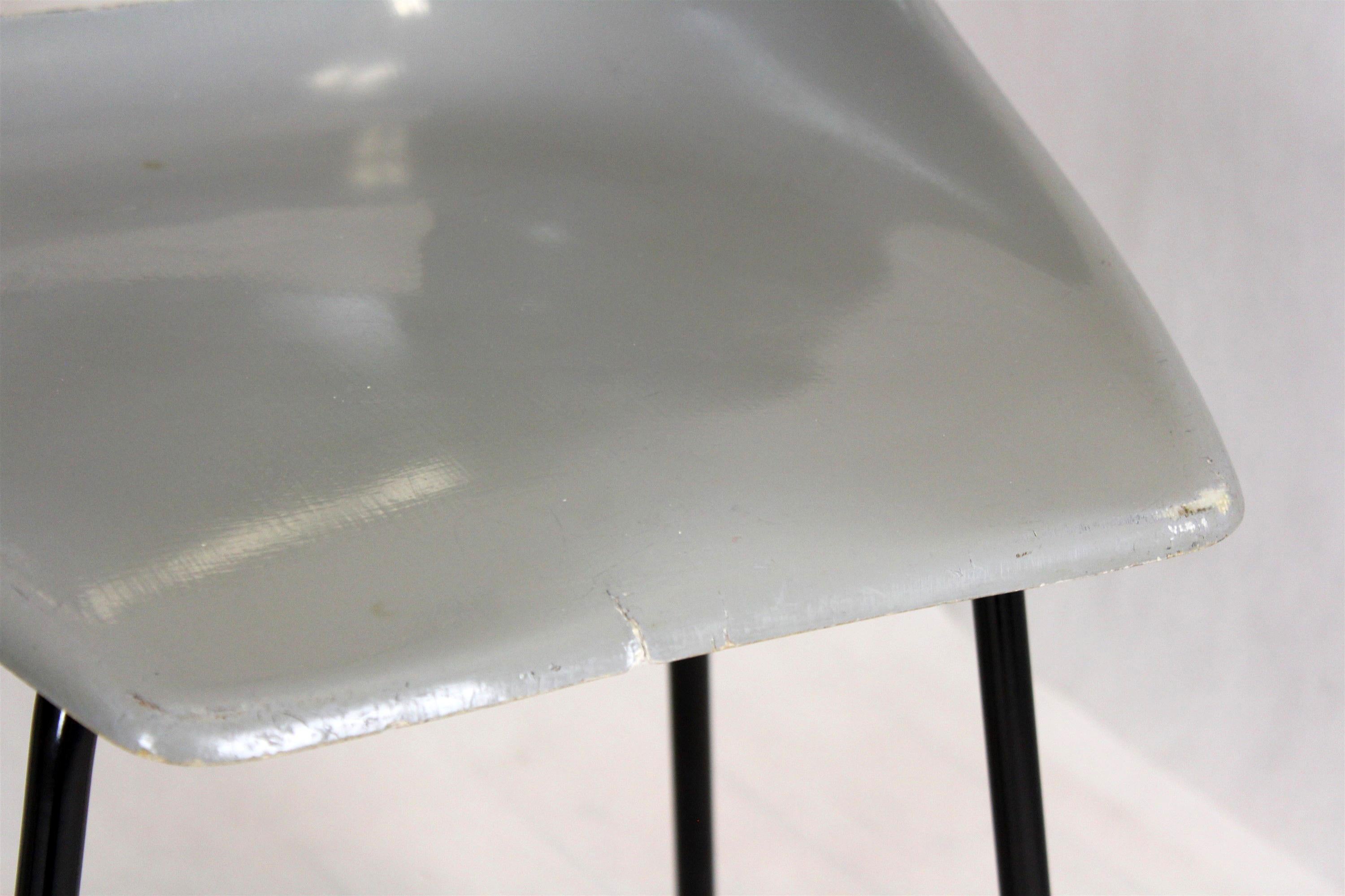 20th Century Fibreglass Chairs by Miroslav Navratil for Vertex, 1960s, Set of 4 For Sale