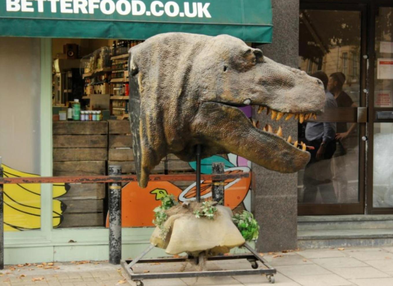 Fibreglass Dinosaur Head from Early 1990s In Excellent Condition In Jersey, GB