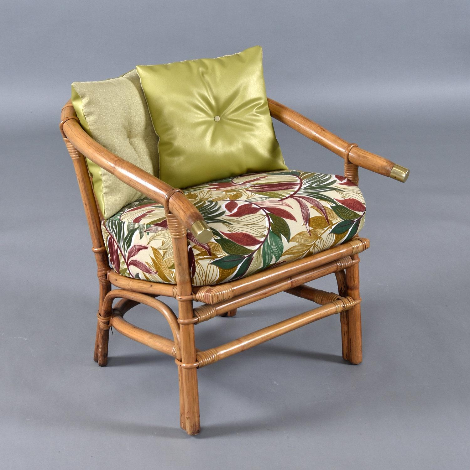 Ficks Reed Juego de silla de barril de ratán y mesa auxiliar de azulejos de los años 50 Far Horizons en Excelente estado para la venta en Chattanooga, TN