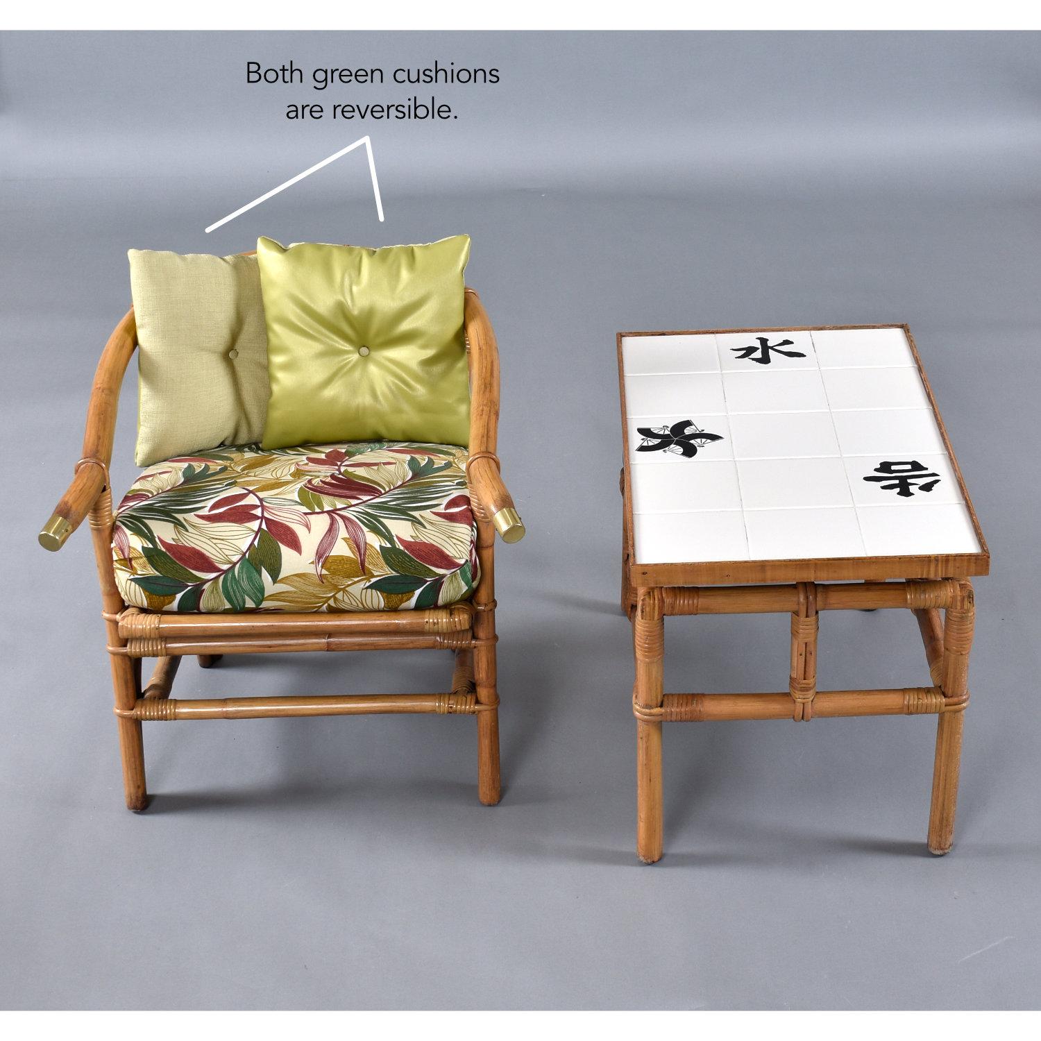Ficks Reed Juego de silla de barril de ratán y mesa auxiliar de azulejos de los años 50 Far Horizons en venta 2