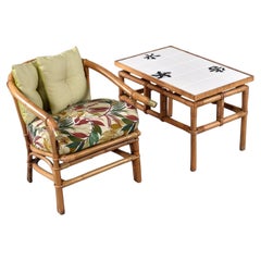 Ficks Reed Juego de silla de barril de ratán y mesa auxiliar de azulejos de los años 50 Far Horizons