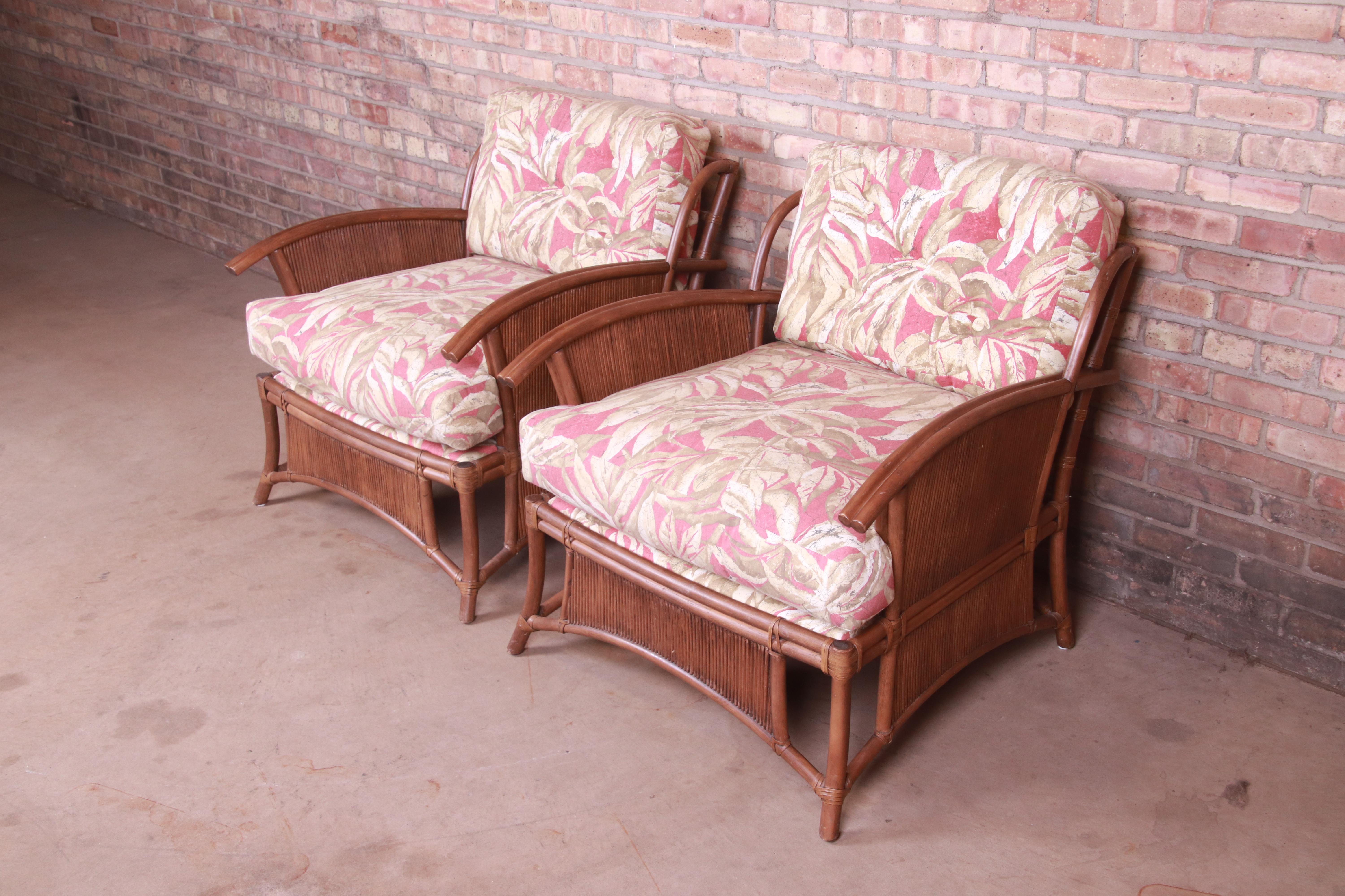 Ficks Reed Hollywood Regency Bamboo Rattan Lounge Chairs, Pair In Good Condition In South Bend, IN