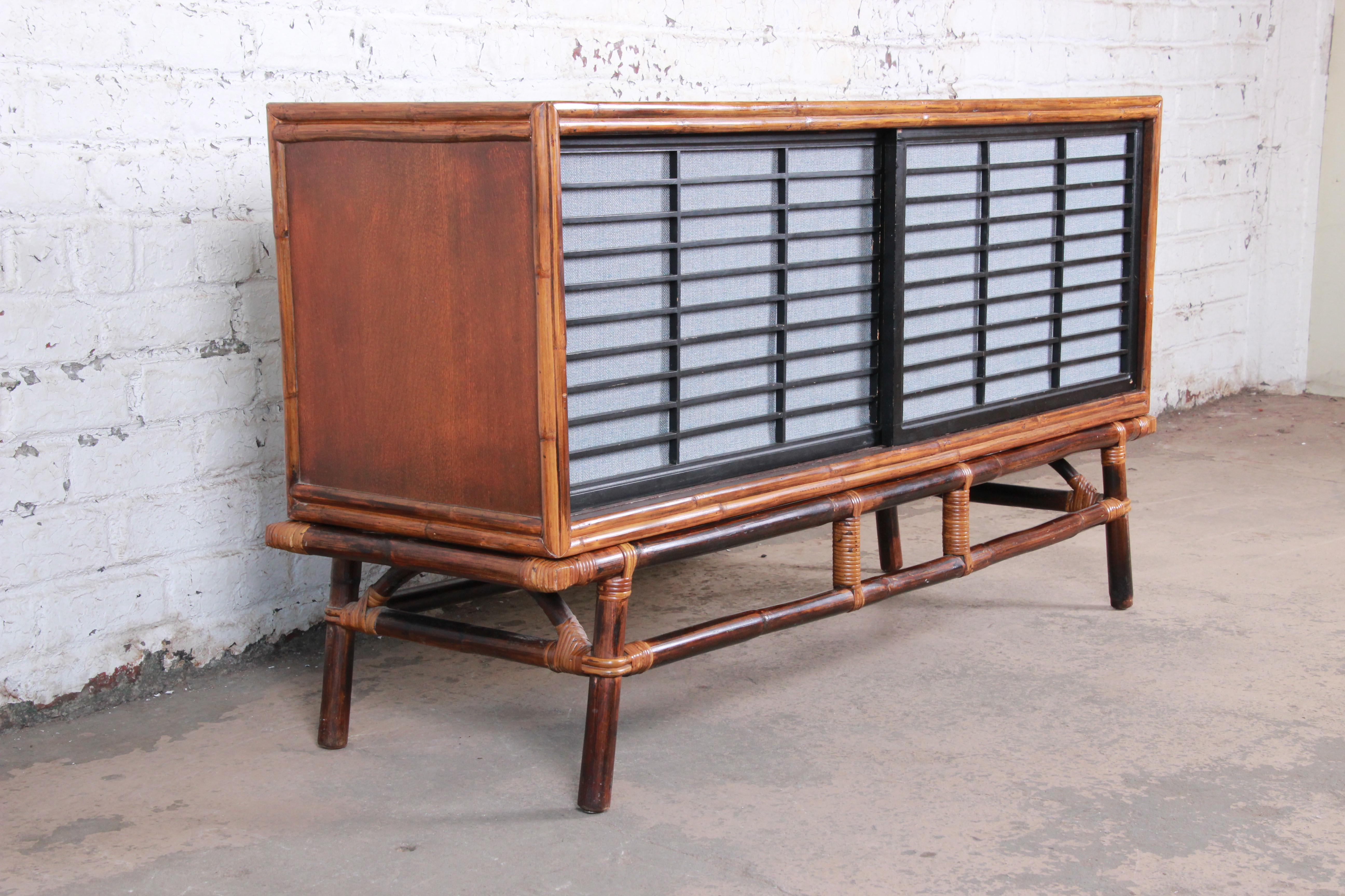 Mid-Century Modern Ficks Reed Hollywood Regency Chinoiserie Rattan and Oak Credenza