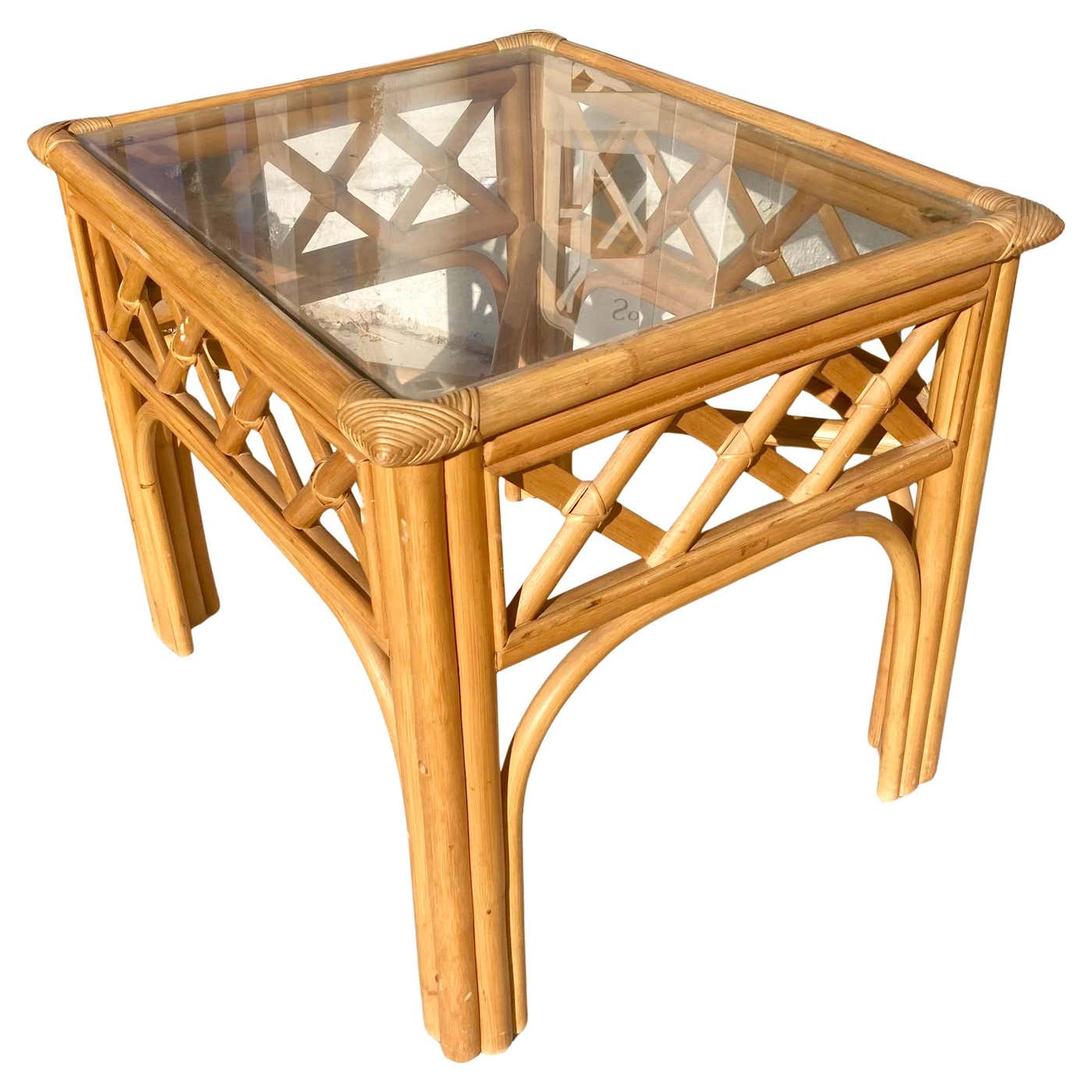 Ficks Reed Natural Rattan Lattice Pattern Side Table For Sale at 1stDibs