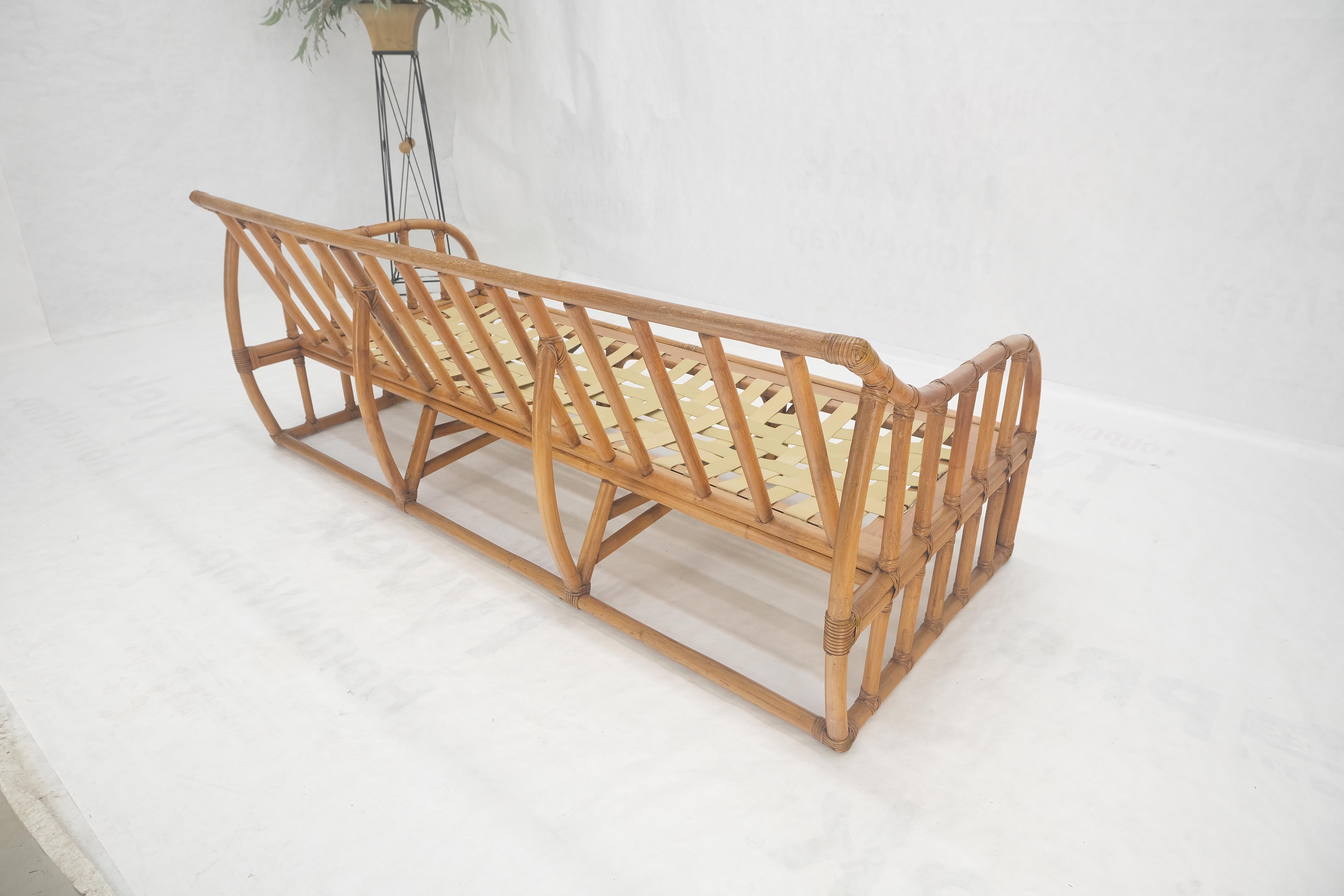 Ficks Reed Rattan Bamboo Mid Century Modern Sofa Frame MINT ! en vente 8