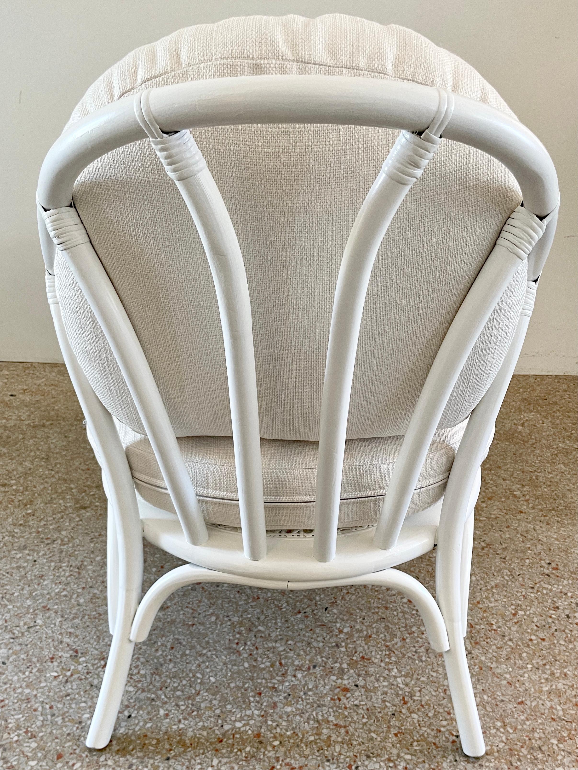 Ficks Schilf-Rattan-Sessel mit Todd Hase-Textilien (Mitte des 20. Jahrhunderts) im Angebot