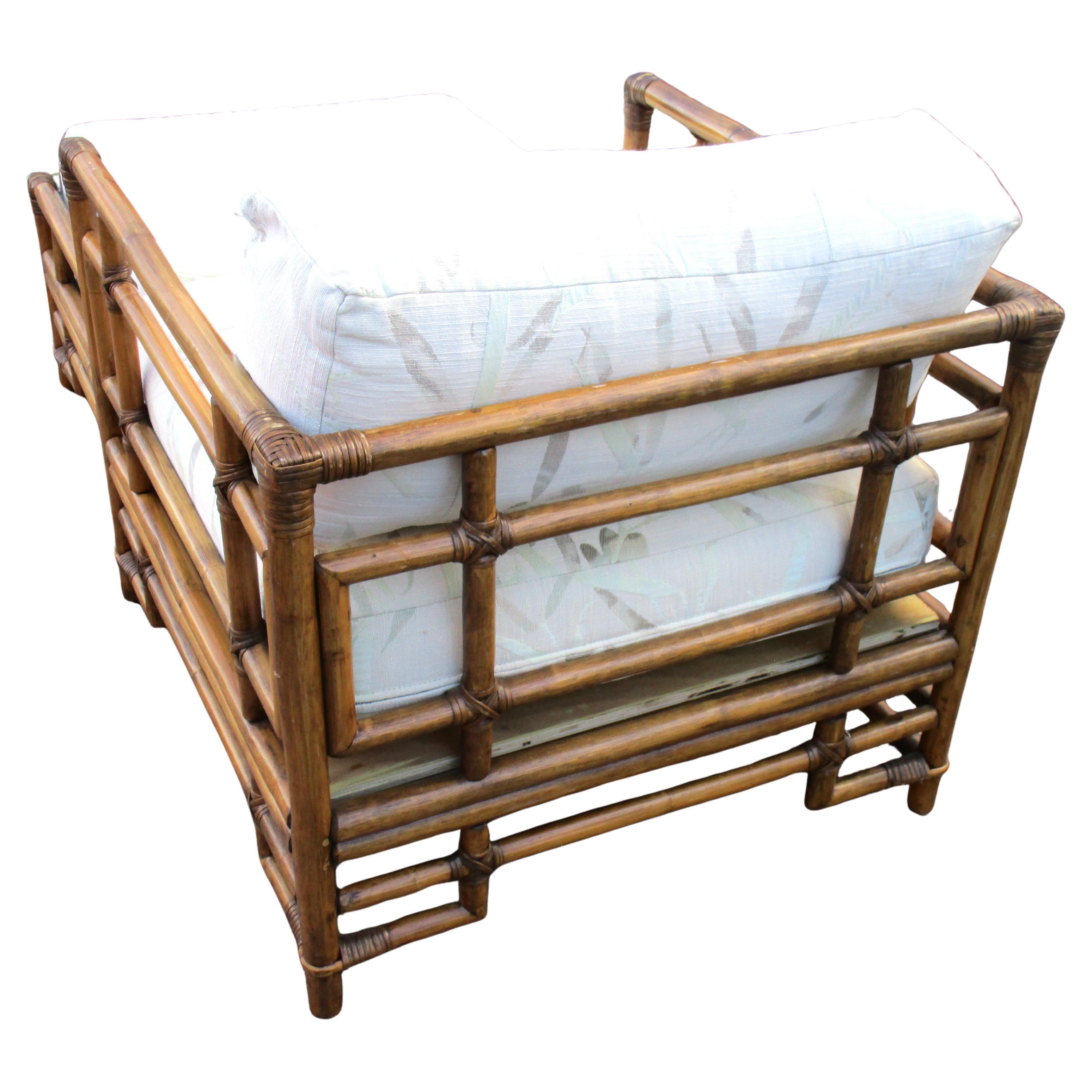 Ficks Reed Großer Rattansessel & Ottomane, CIRCA 1970 (Handgefertigt) im Angebot