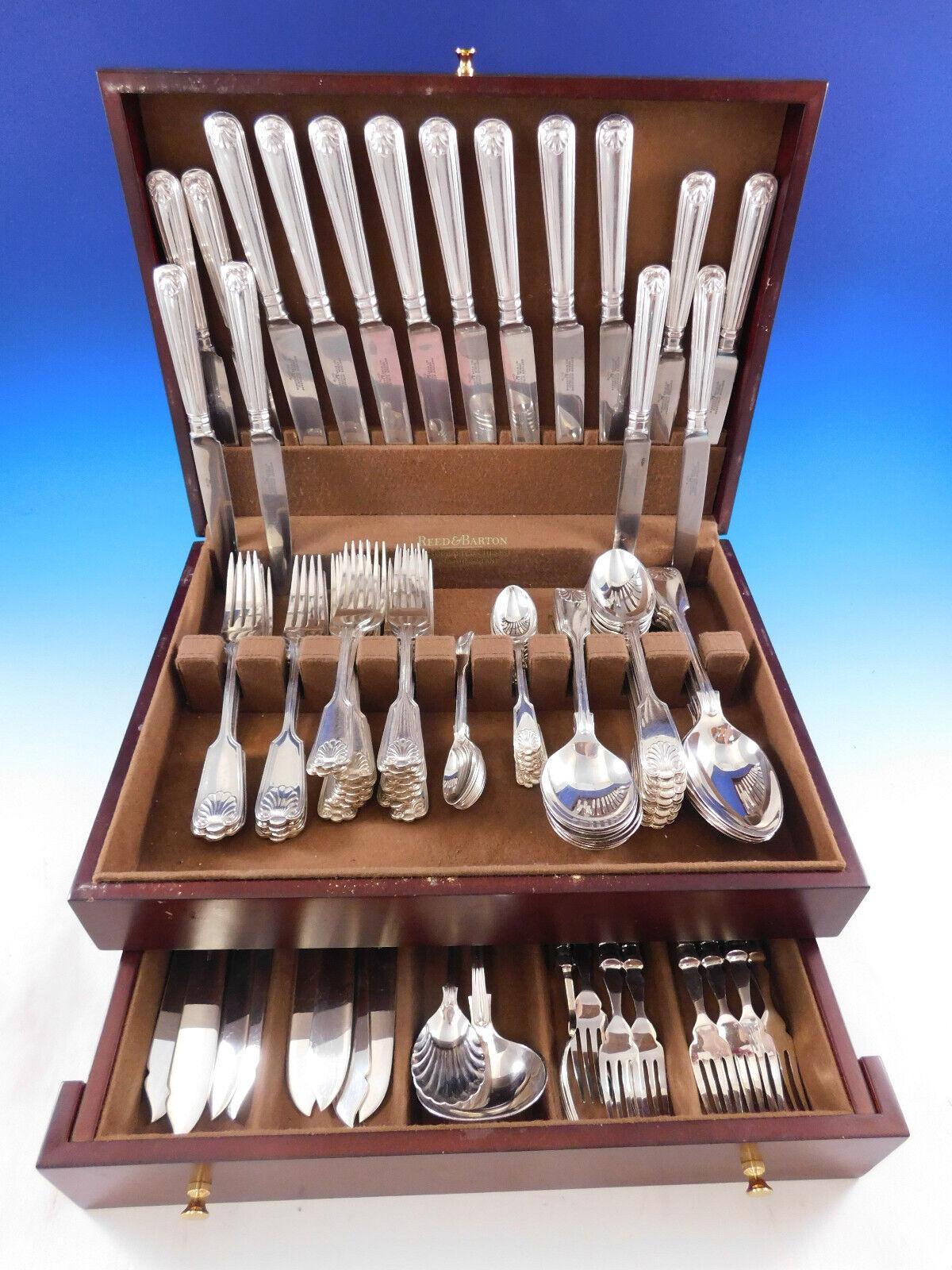Superb Fiddle Shell by Robert Belk English Silverplated Flatware set, 94 pieces. This set includes:

8 Large Dinner Size Knives, 10