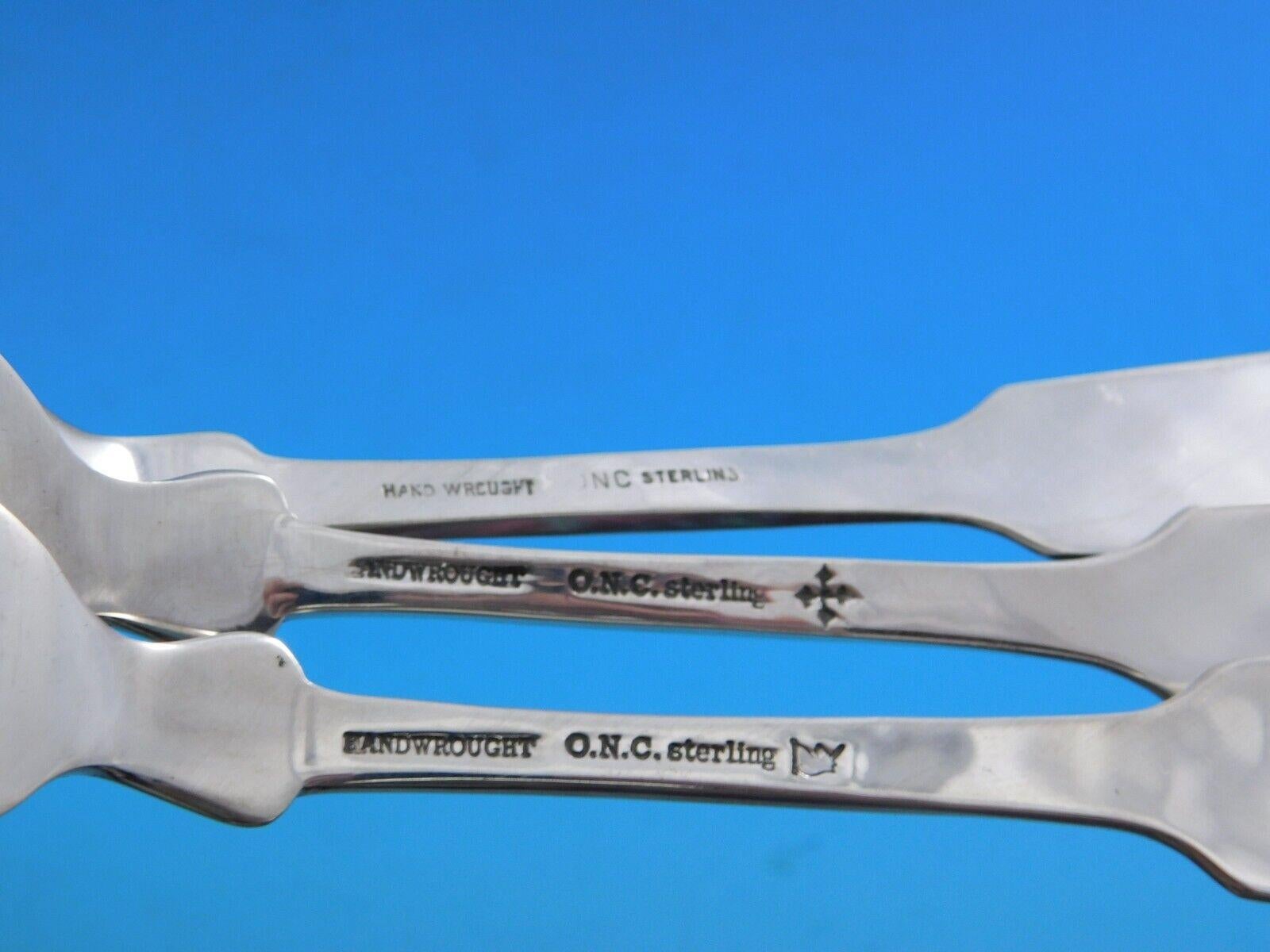 Argent sterling Service d'argenterie sterling Fiddleback par Old Newbury Crafters, 62 pièces en vente