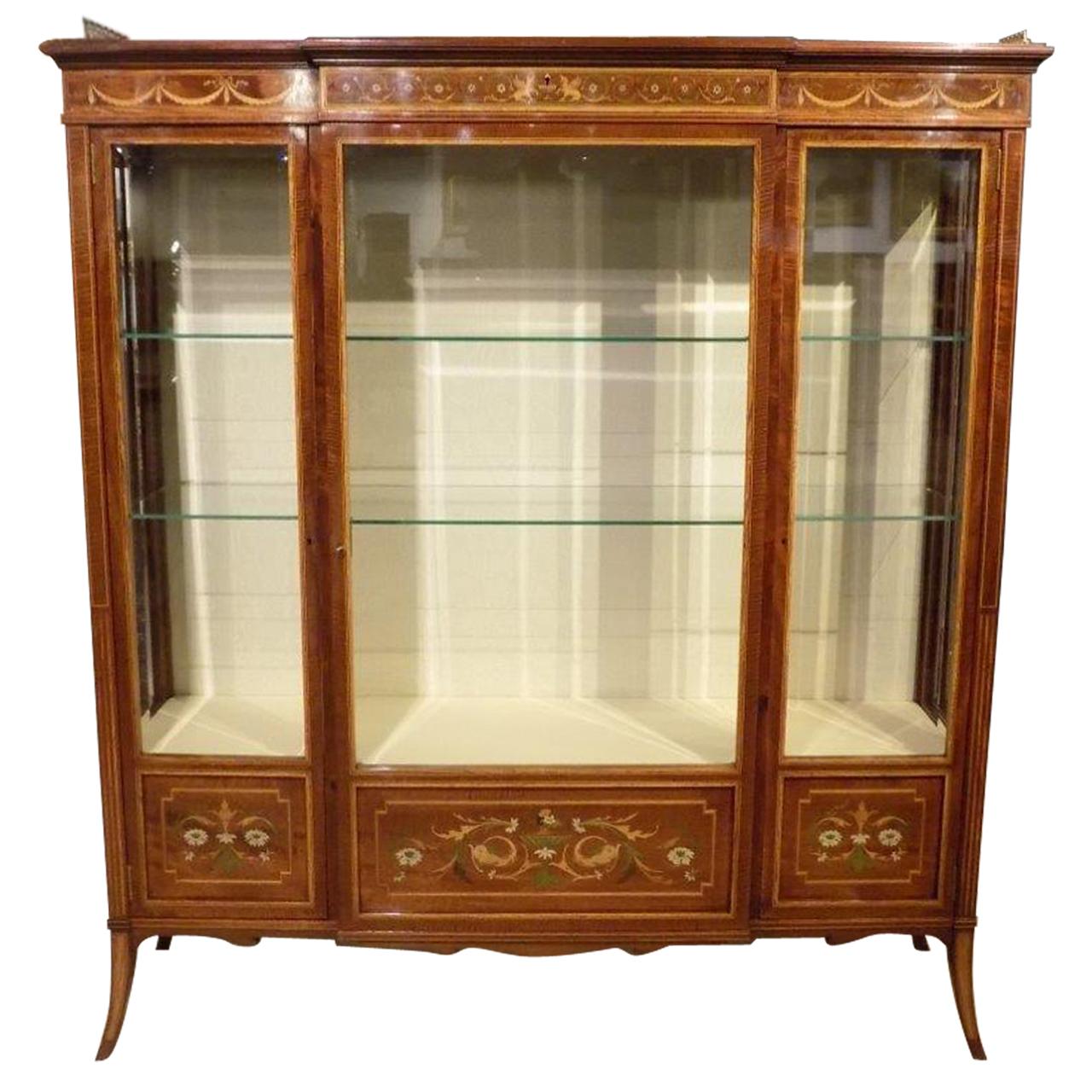 Fiddleback Mahogany Edwards & Roberts Display Cabinet For Sale