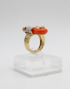 Fierce 1970s Sculptural Coral & Diamond Power Ring in 18K Gold