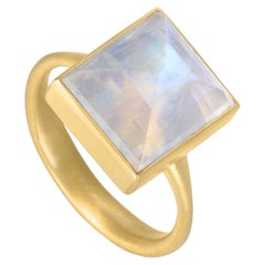 Retro Fiery Rainbow Moonstone Yellow Gold Ring, Lola Brooks 2023